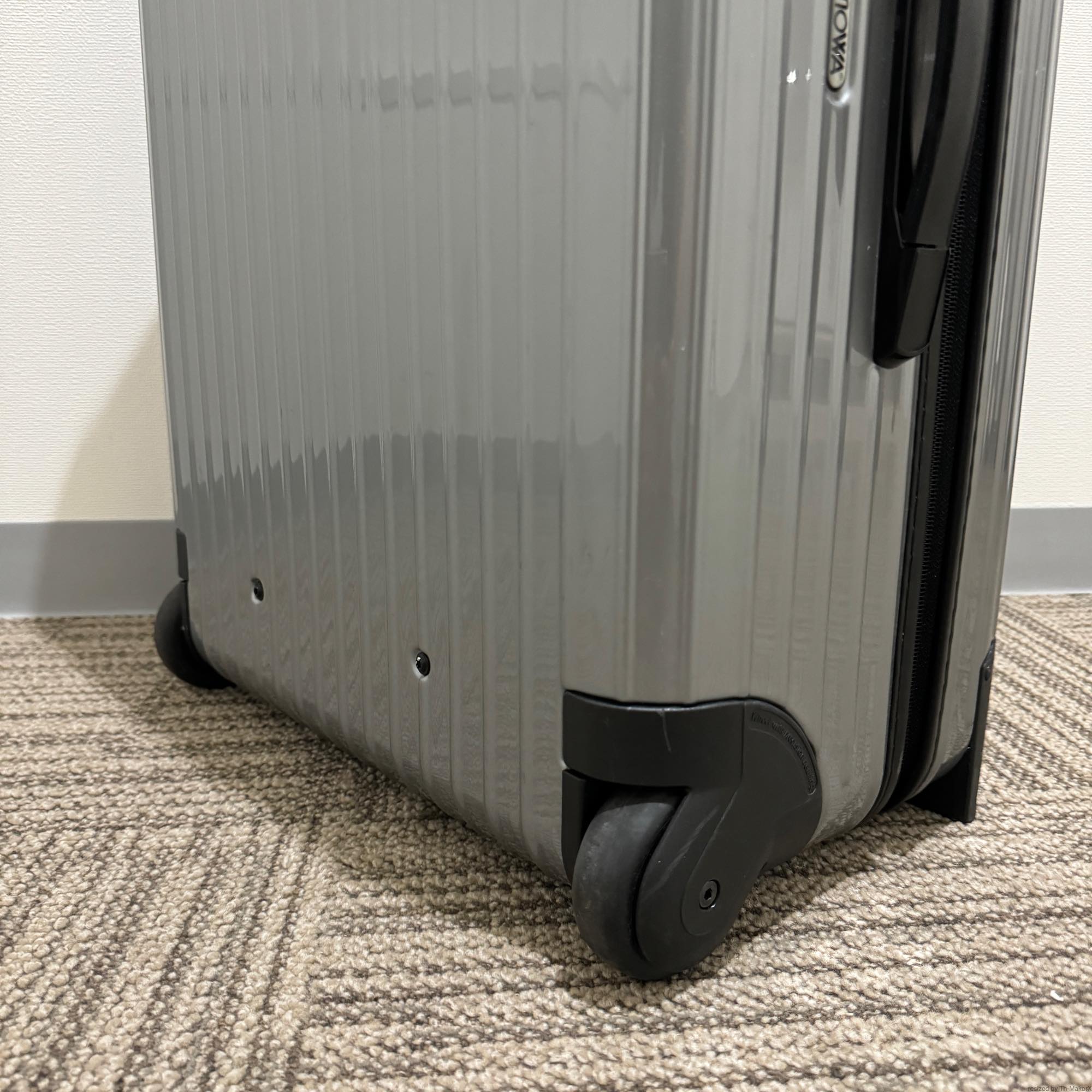 リモワ　サルサ　中古美品　856.63-4　63リットル　2輪