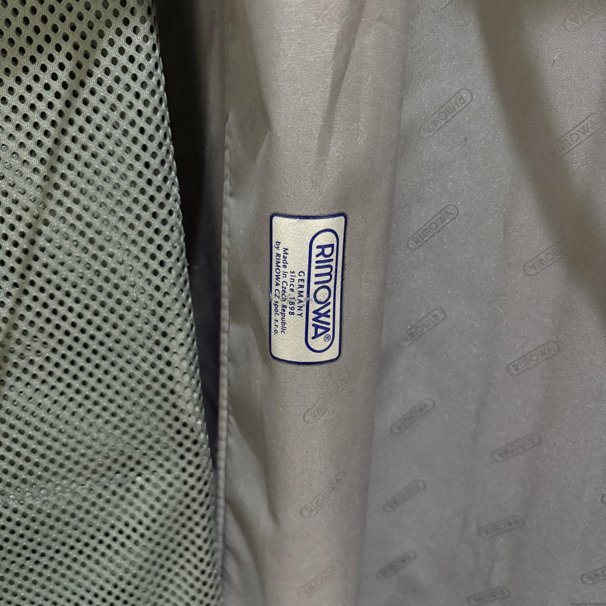 リモワ　サルサ　859.52-4　33リットル　中古商品　2輪