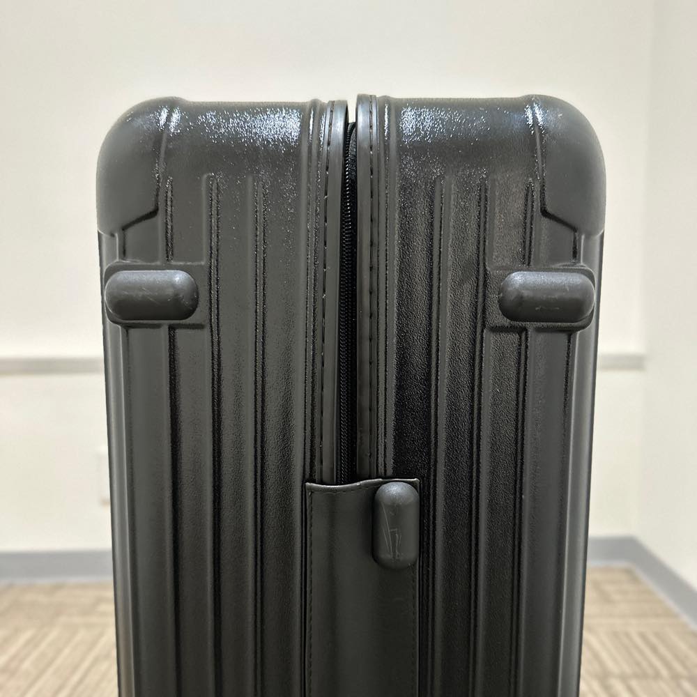 リモワ　サルサ　中古美品　871.70-4　82リットル　4輪