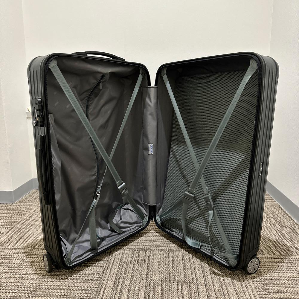 リモワ　サルサ　中古美品　871.70-4　82リットル　4輪