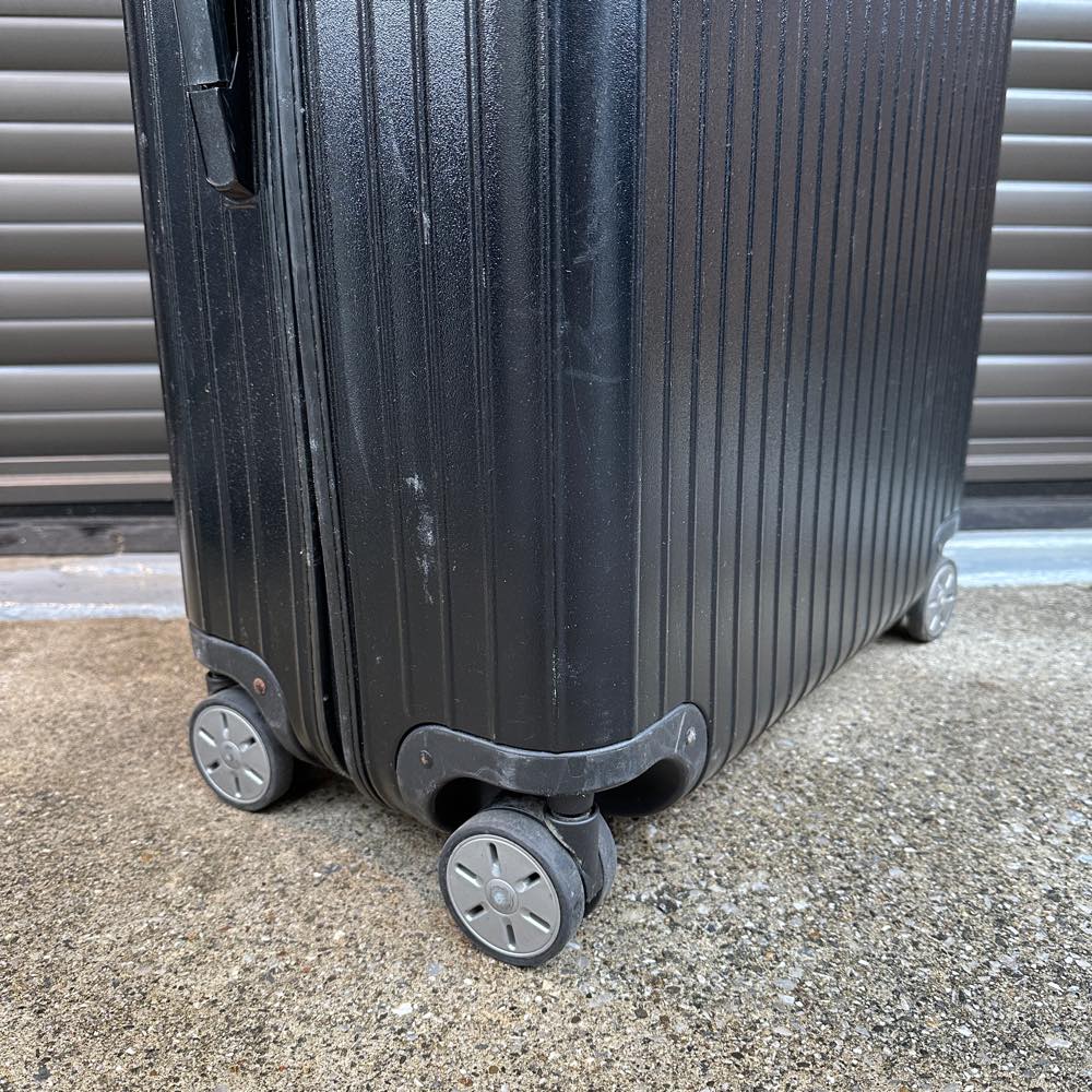 リモワ　サルサ　871.77-4　107リットル　中古商品　4輪