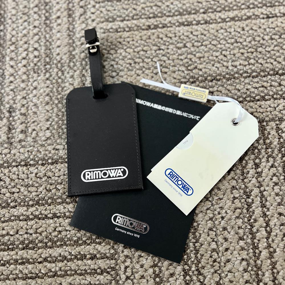 リモワ　クラシックフライト　中古美品　971.52-4　33リットル　4輪