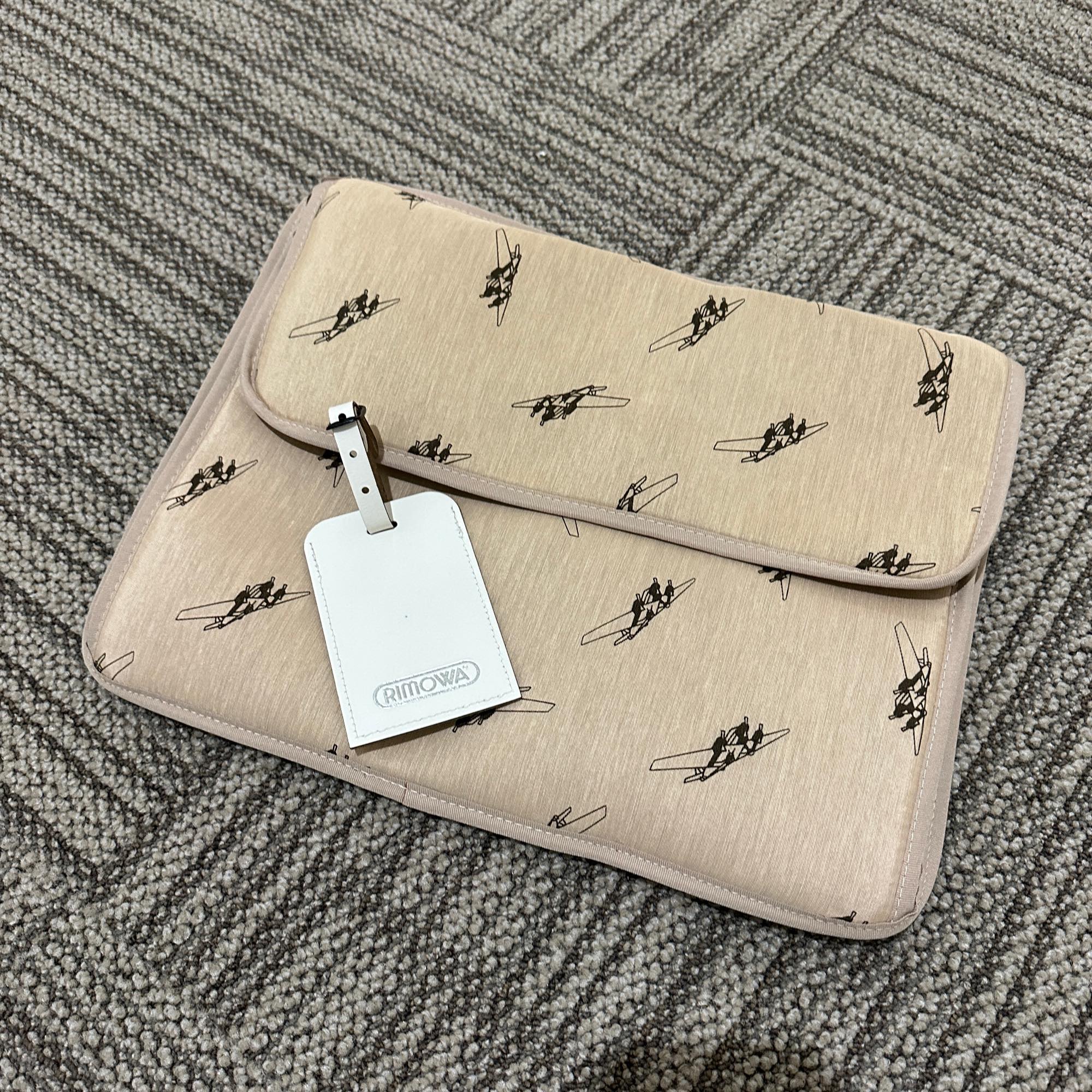 リモワ　ユナイテッドアローズ限定サルサ　810.90-5 　中古美品　23リットル　2輪
