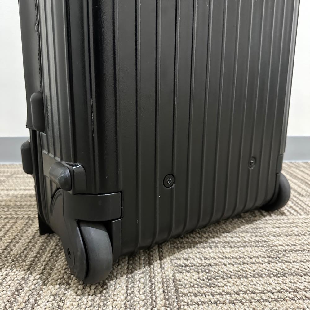 リモワ　サルサ　851.52-5　32リットル　中古商品　2輪