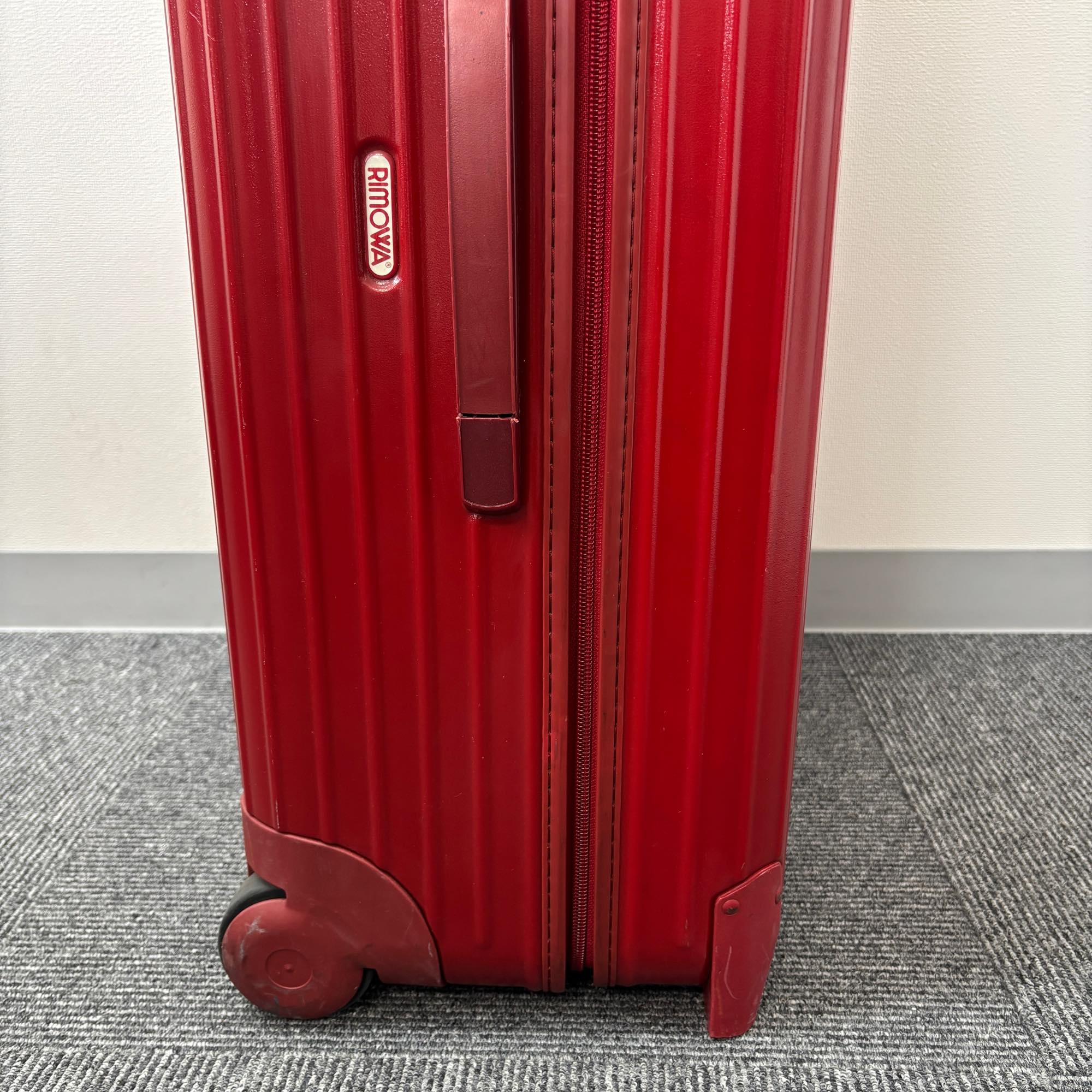 リモワ　サルサ(エッセンシャル)　U855.70-5　中古美品　82リットル　2輪