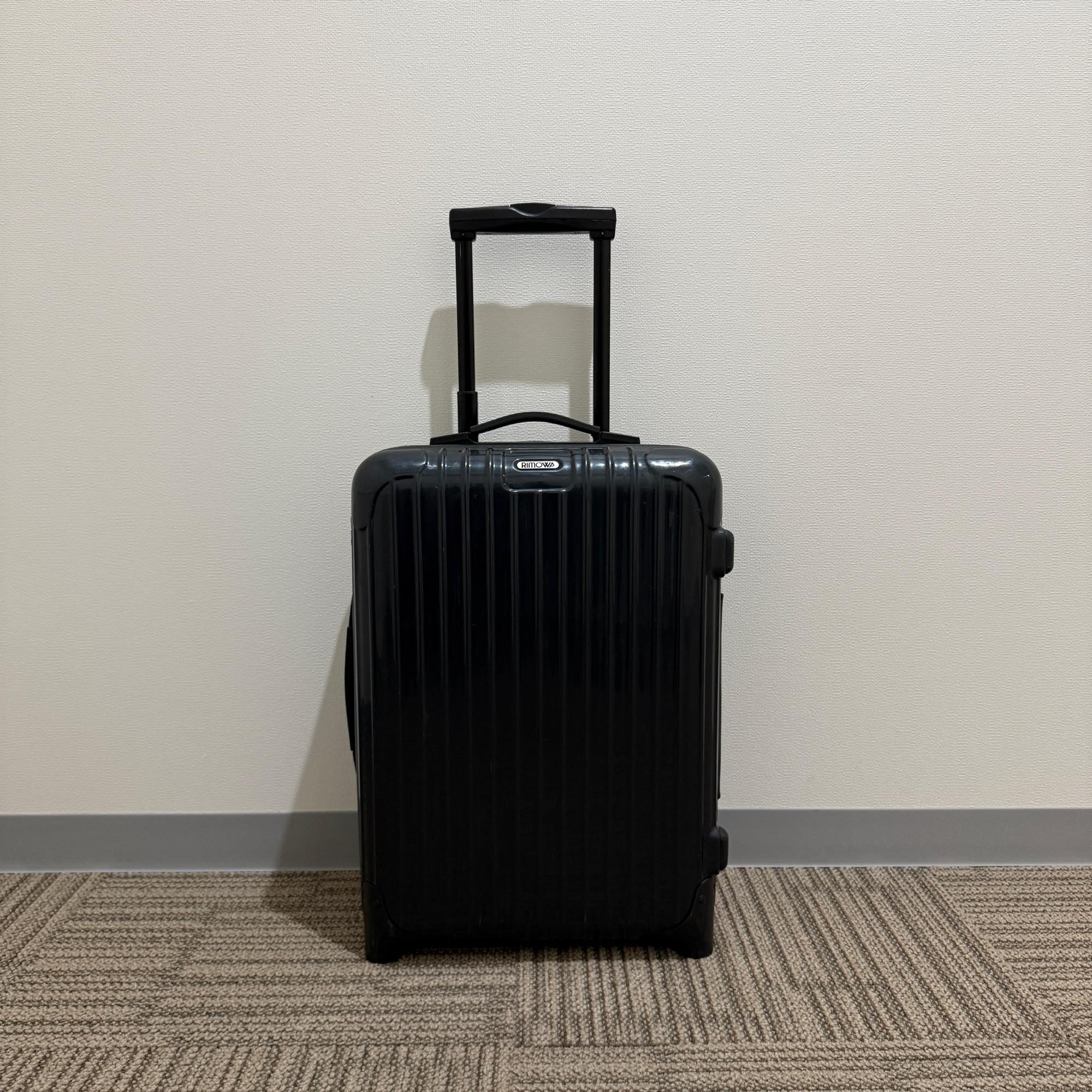 リモワ　サルサ　中古美品　857.52-5　35リットル　2輪