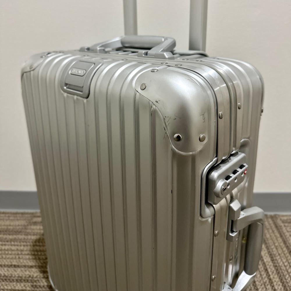 リモワ　トパーズ　923.52-5　中古商品　32リットル　2輪