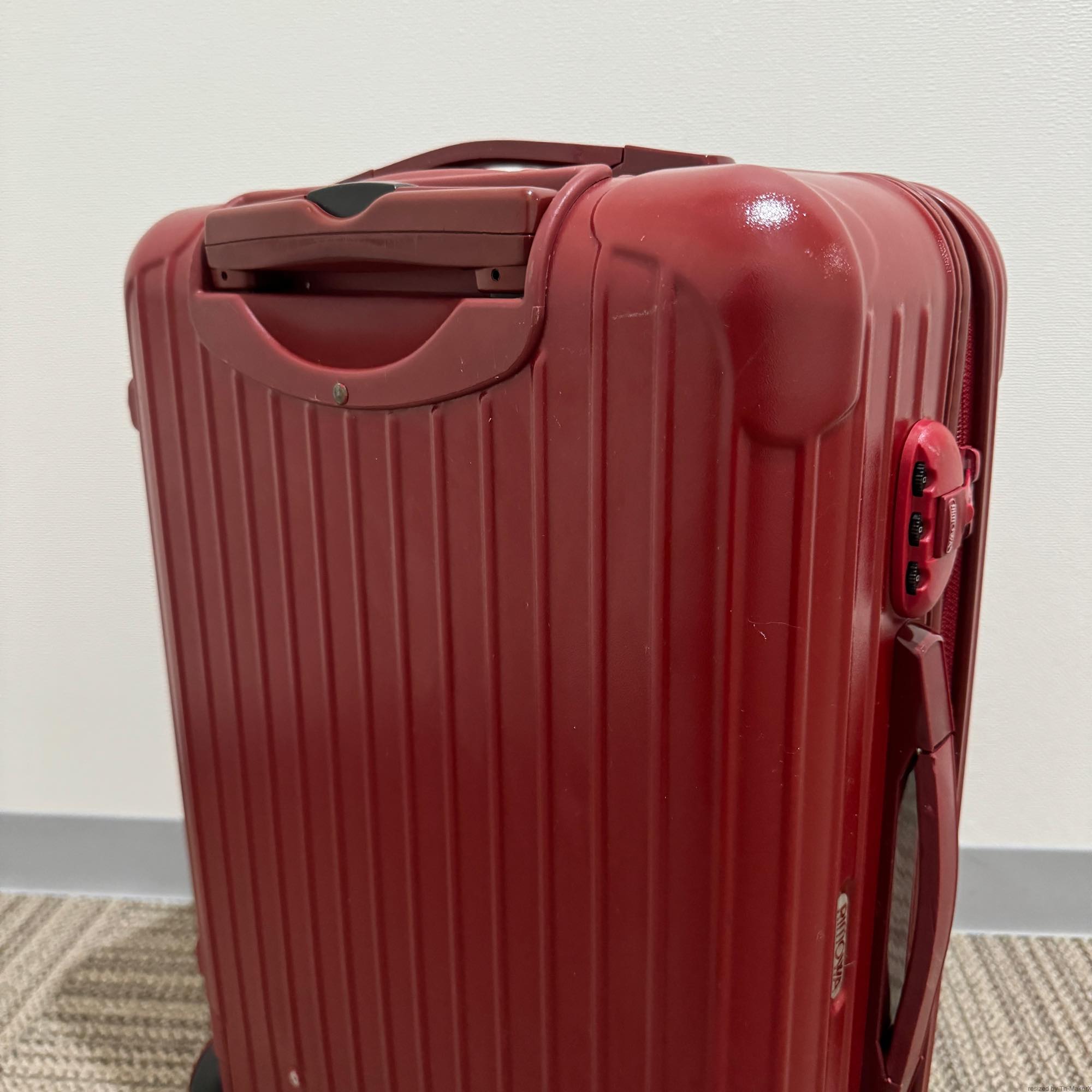 リモワ　サルサ　855.52-6　35リットル　中古商品　2輪
