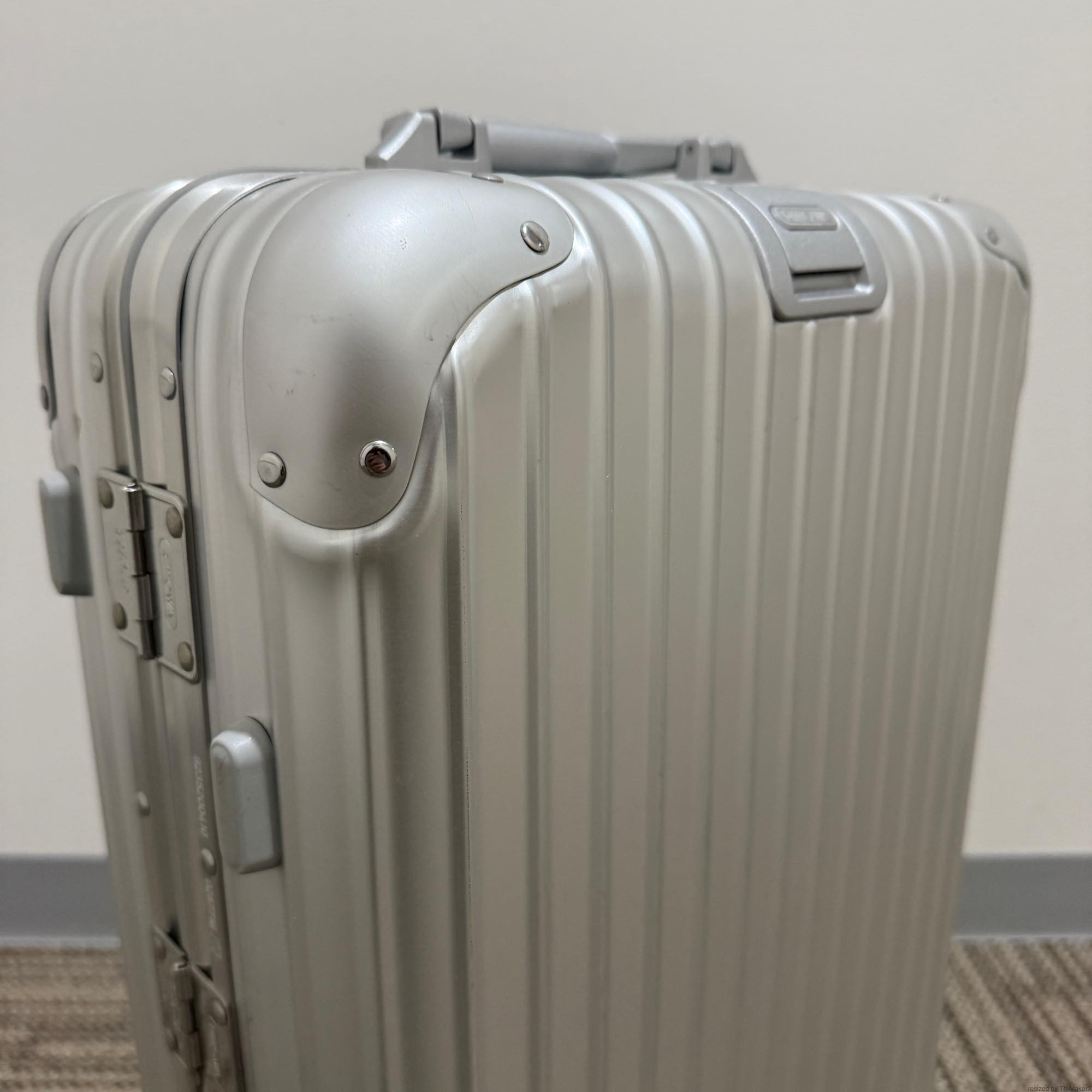 リモワ　トパーズ　923.52-6　中古美品　32リットル　4輪