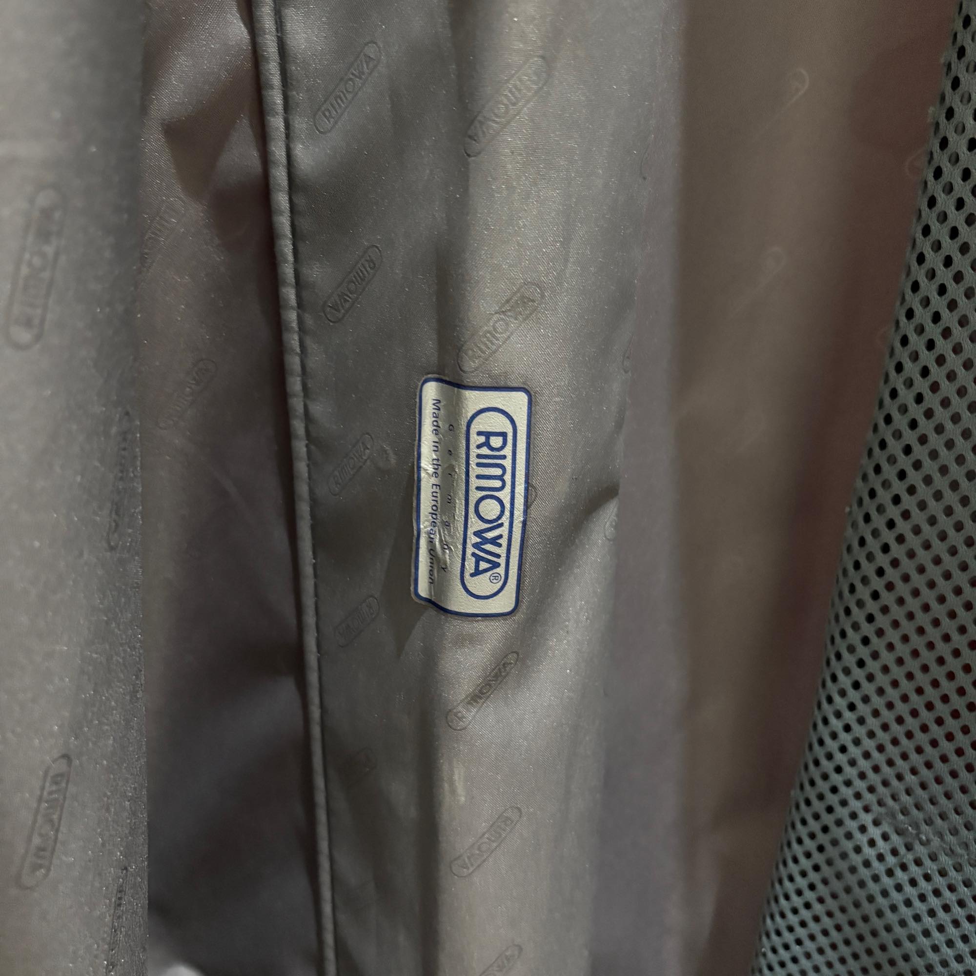 リモワ　サルサ　855.63-8　中古美品　63リットル　2輪