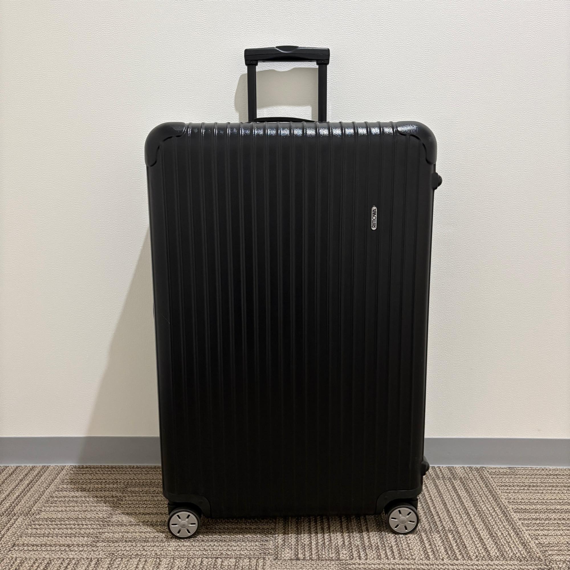 リモワ　サルサ　871.77-8　107リットル　中古商品　4輪