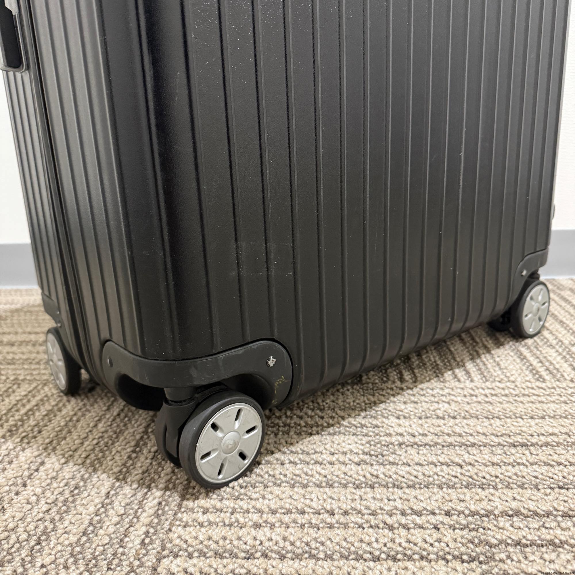 リモワ　ルフトハンザ　サルサ　803.73　78リットル　中古美品　4輪
