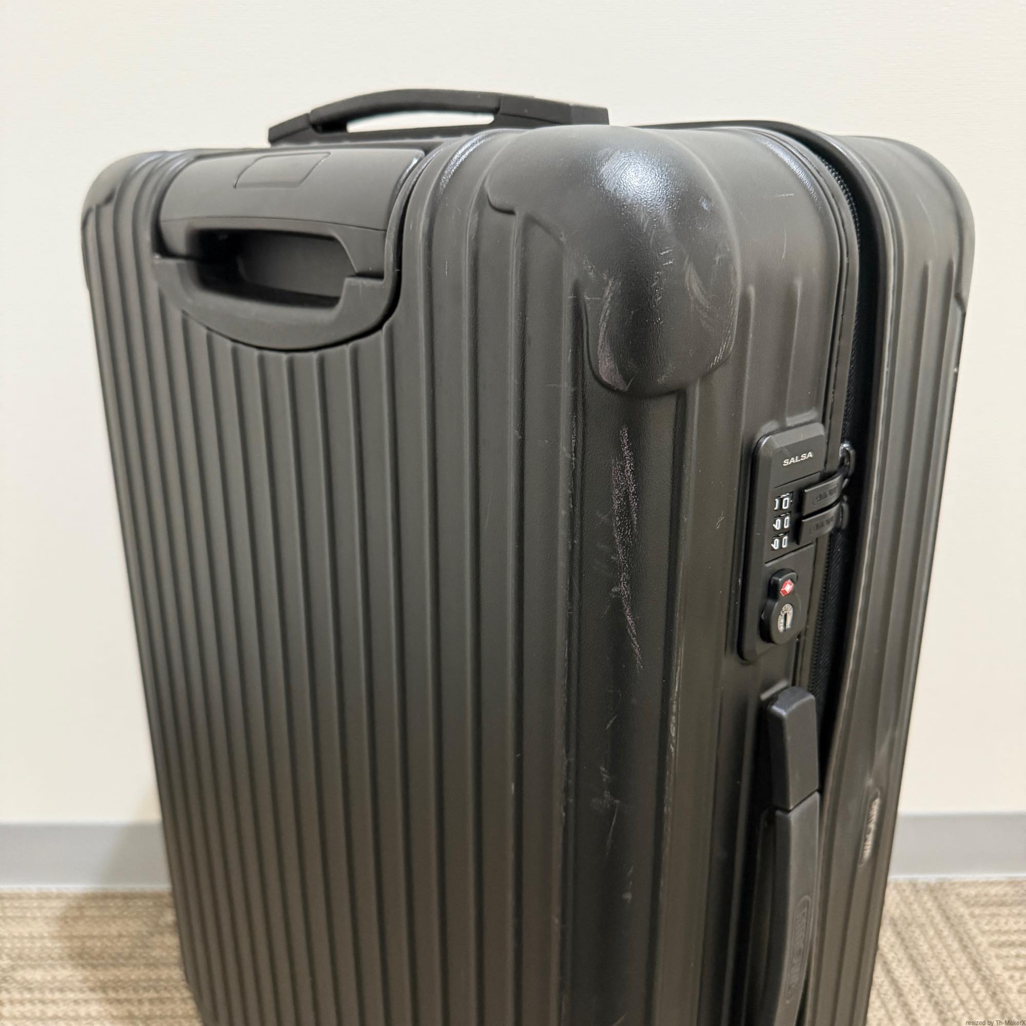 リモワ　サルサ　810.63.32.4　中古商品　58リットル　4輪
