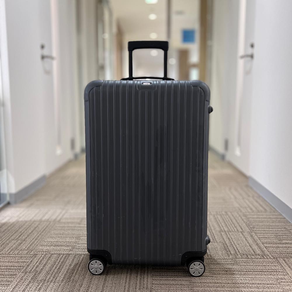 リモワ　サルサ　810.70.35.4　78リットル　中古商品　4輪