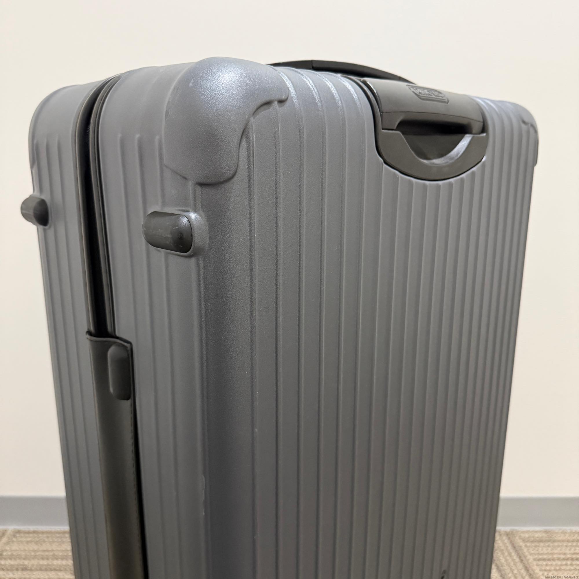 リモワ　サルサ　810.77.35.4　中古美品　97リットル　4輪