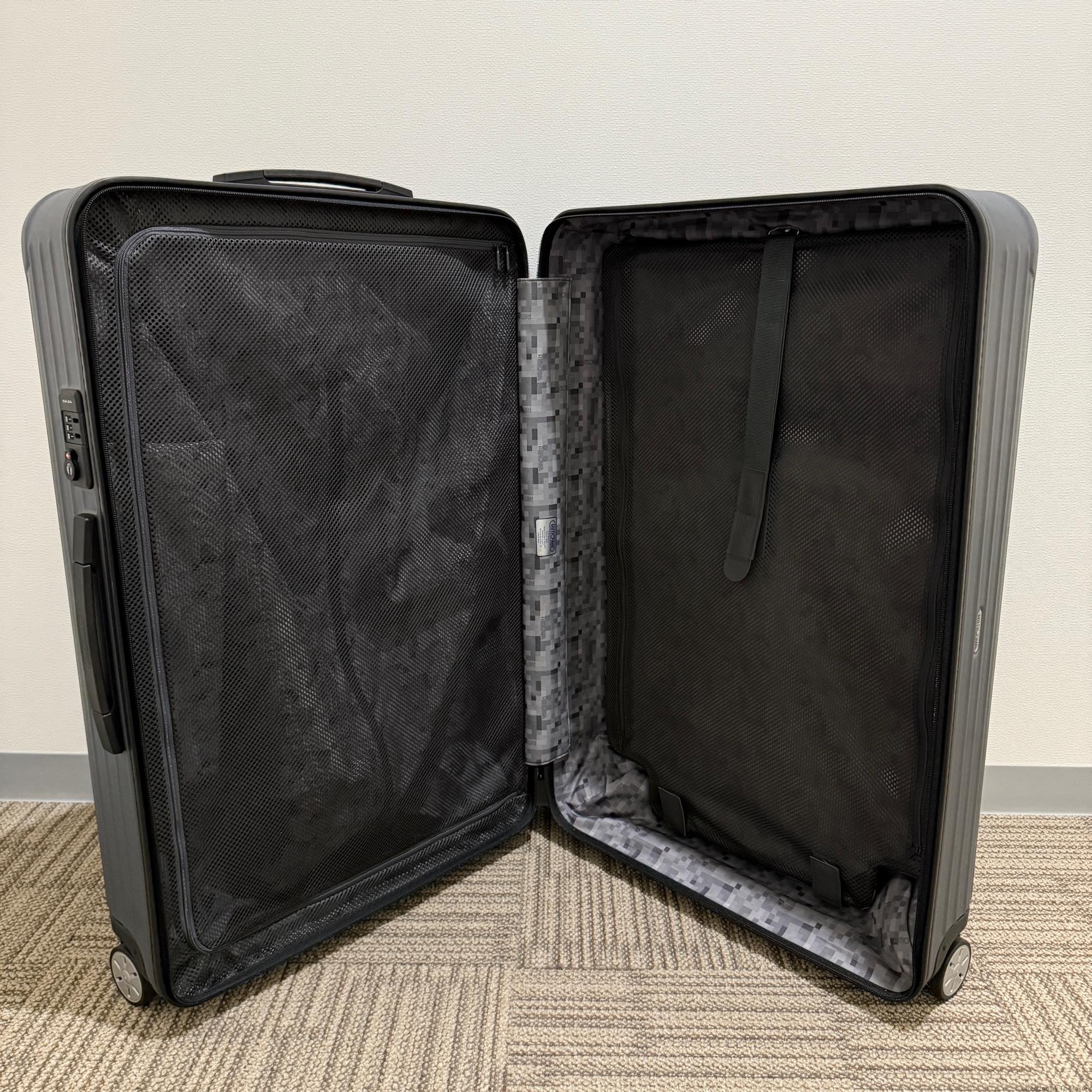 リモワ　サルサ　810.77.35.4　中古美品　97リットル　4輪