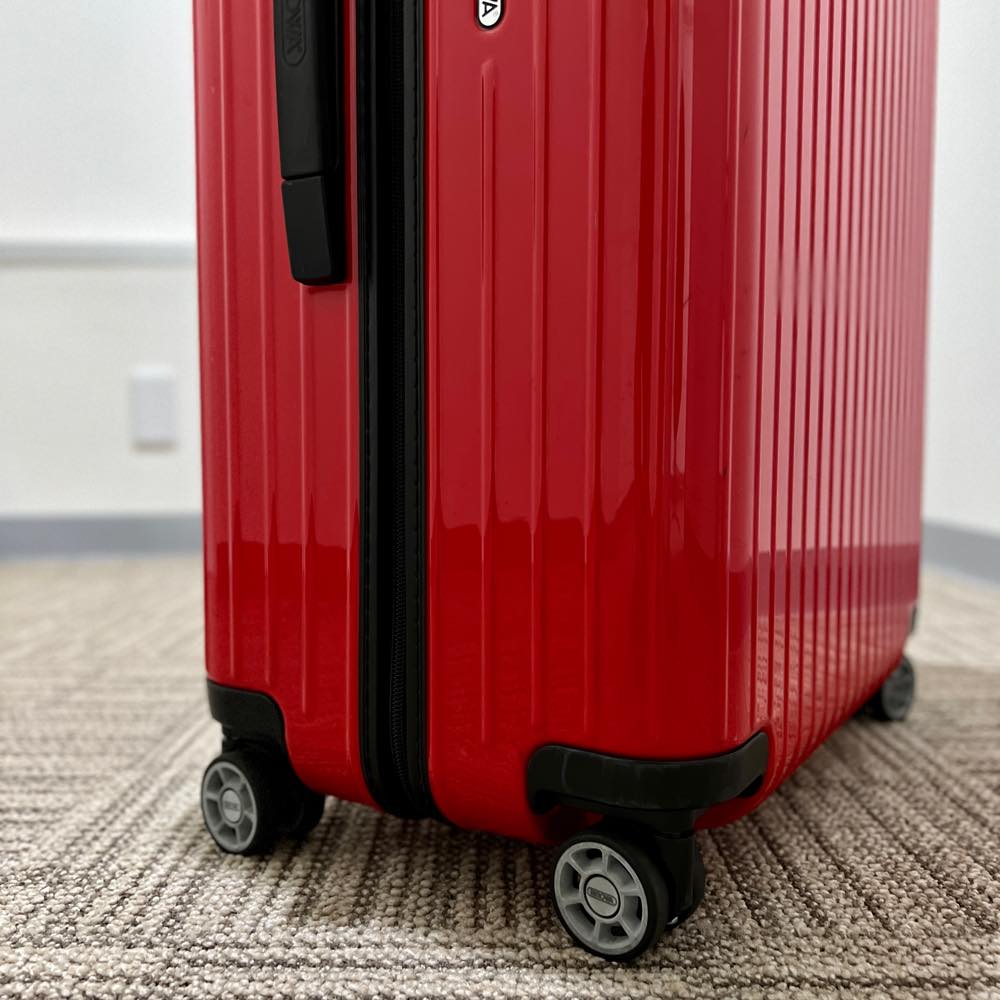 リモワ　サルサ エアー　中古商品　820.70　80リットル　4輪