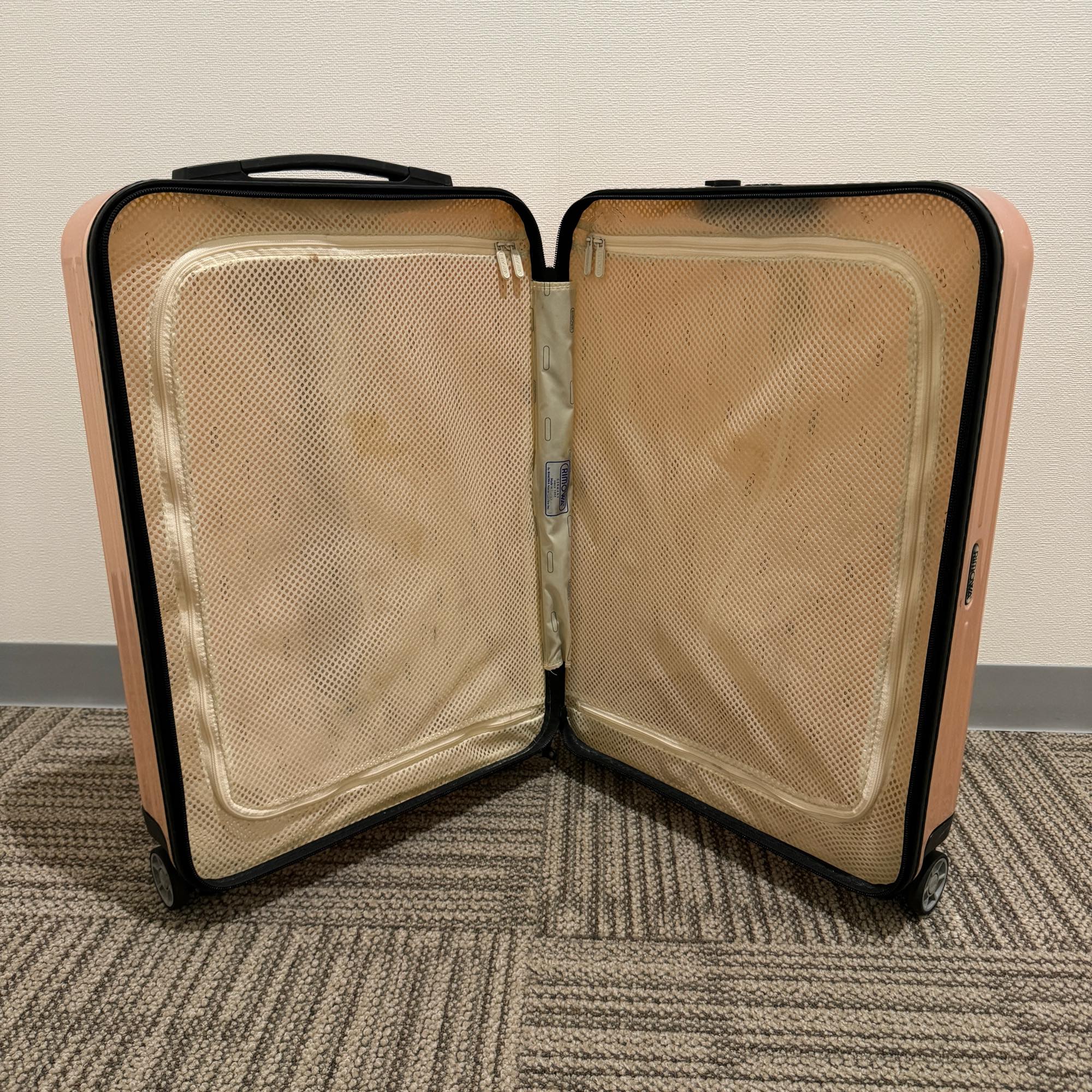 リモワ　アメリカ限定サルサエアー　U820.90.15.5 　中古美品　32リットル　4輪