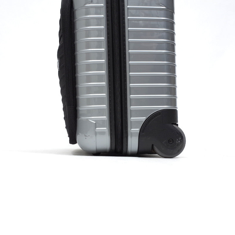 ルフトハンザ　リモワ　ボレロ　中古商品 　821.90　37リットル　2輪