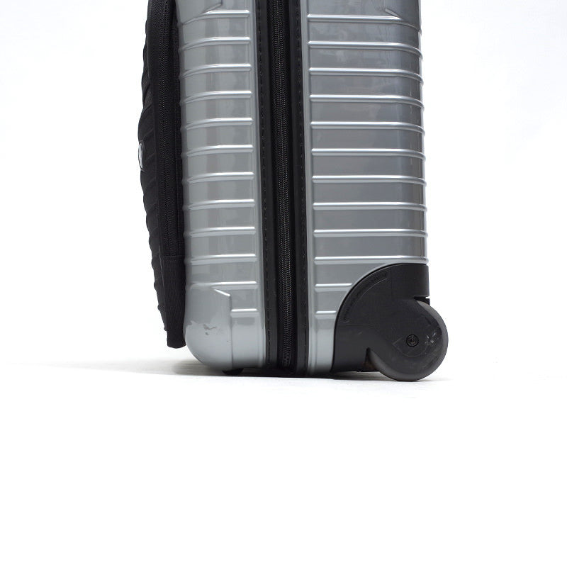 ルフトハンザ　リモワ　ボレロ　中古商品 　821.90　37リットル　2輪