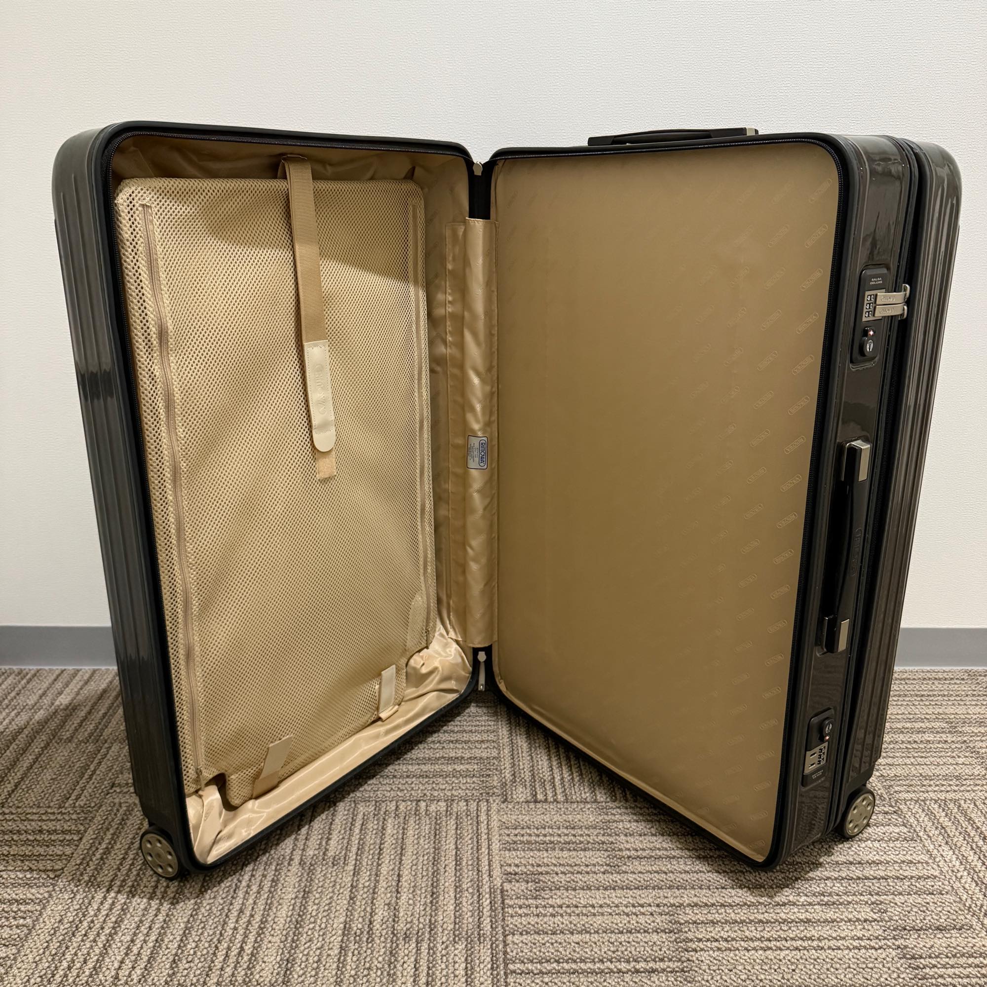 リモワ　サルサデラックス　3Suiter　830.80.33.4　中古美品　128リットル　4輪