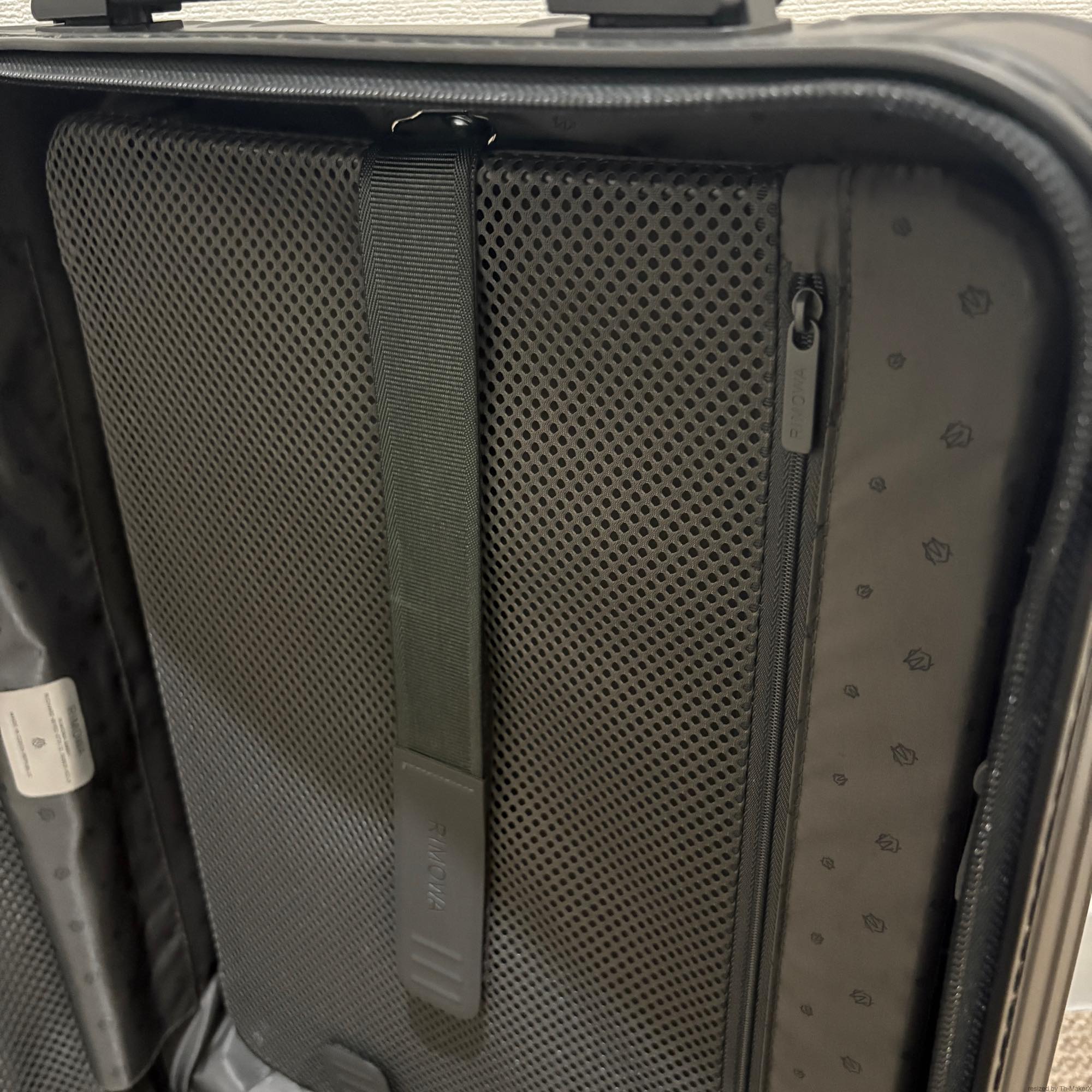 リモワ　エッセンシャル　832.52.63.1　キャビンS　34L　中古美品　マットブラック
