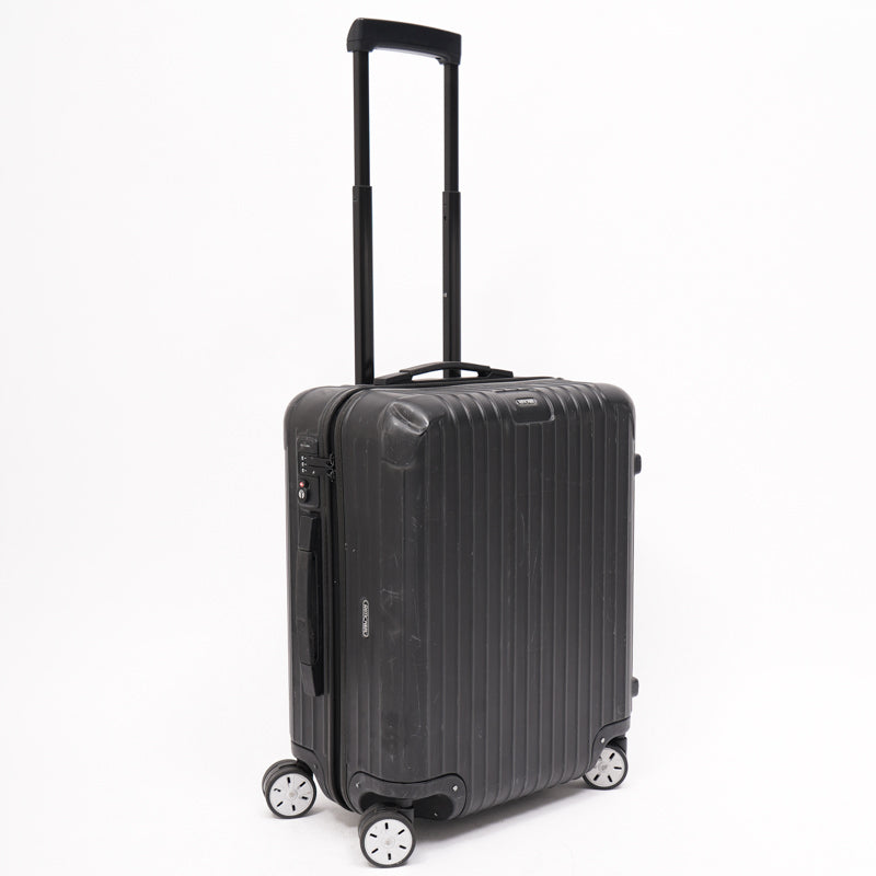 リモワ　サルサ　834.56　47リットル　中古商品　4輪