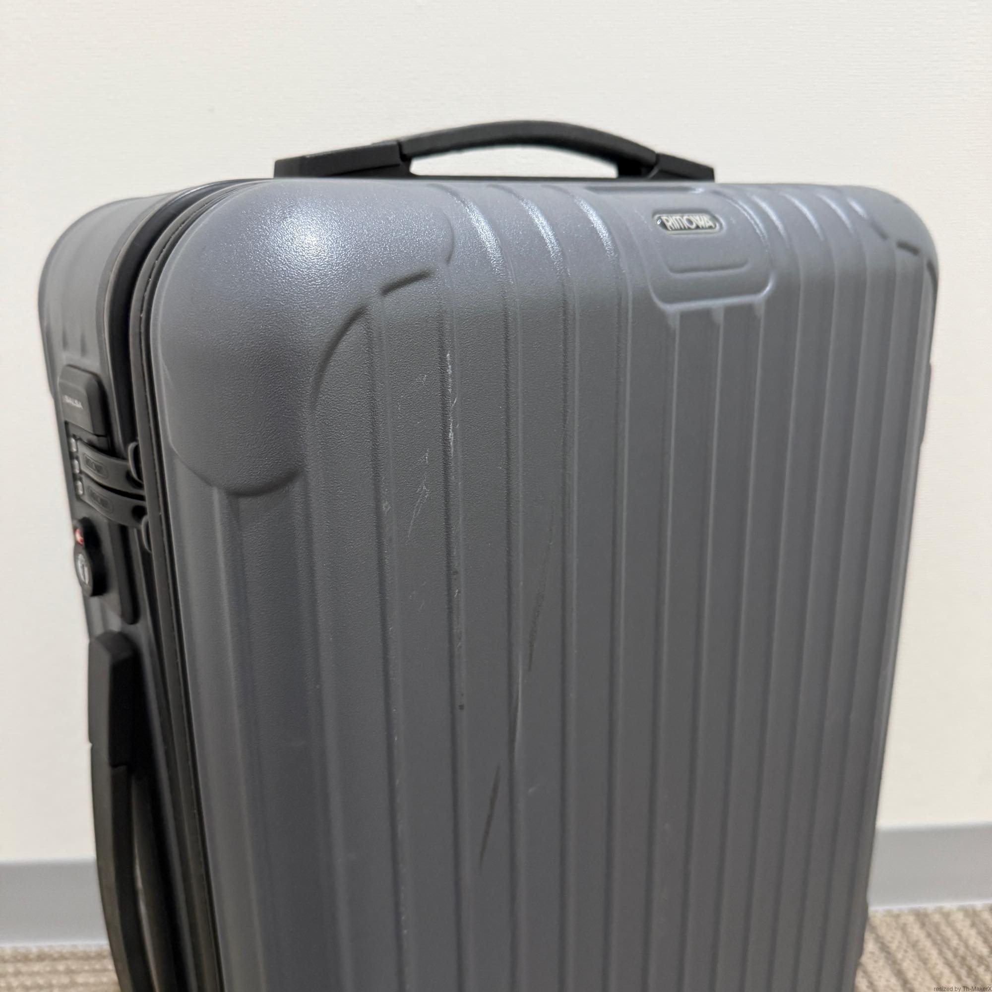 リモワ　サルサ　837.52　33リットル　中古美品　2輪