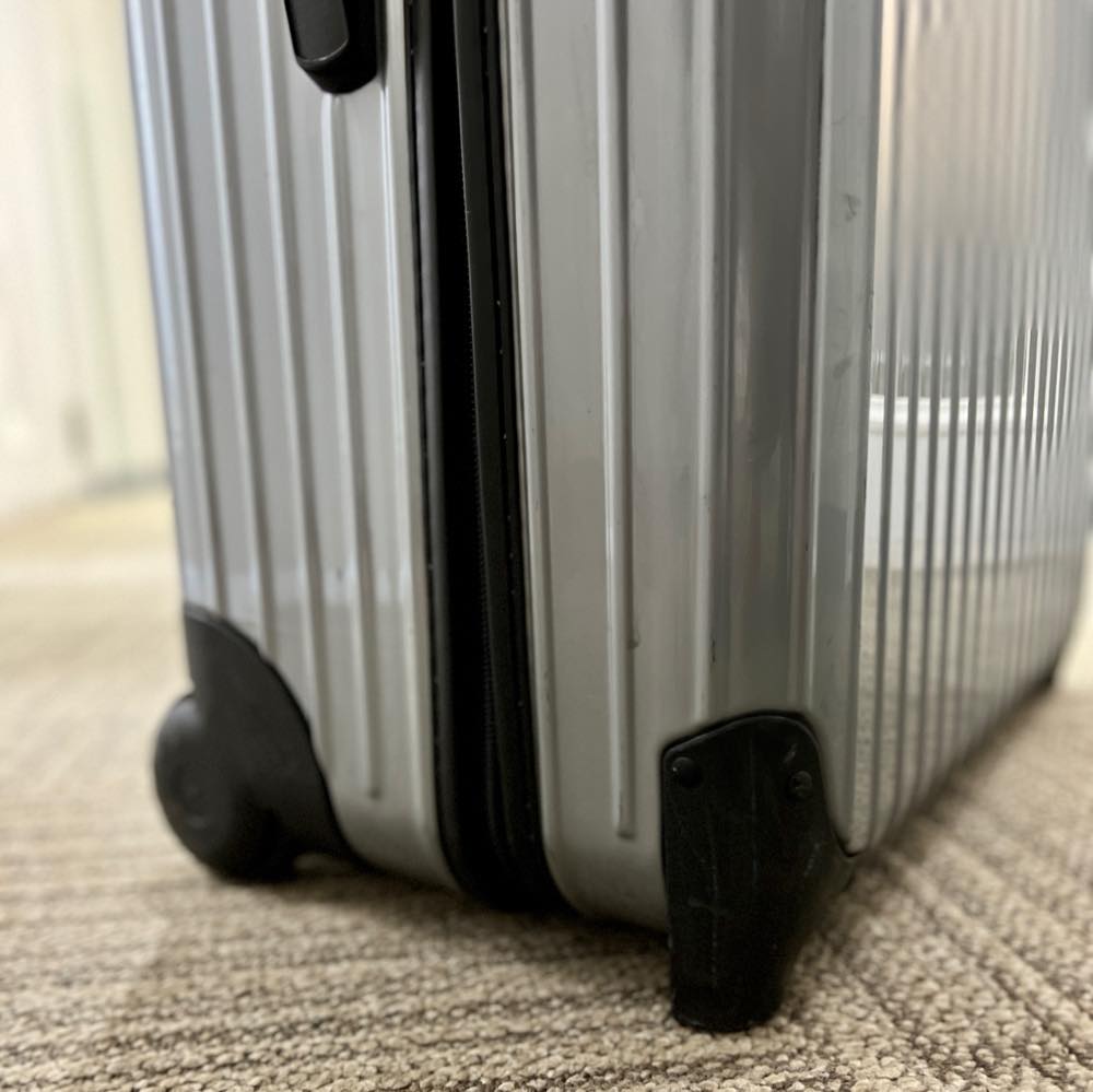 リモワ　サルサ　中古商品　856.70－1　82リットル　2輪