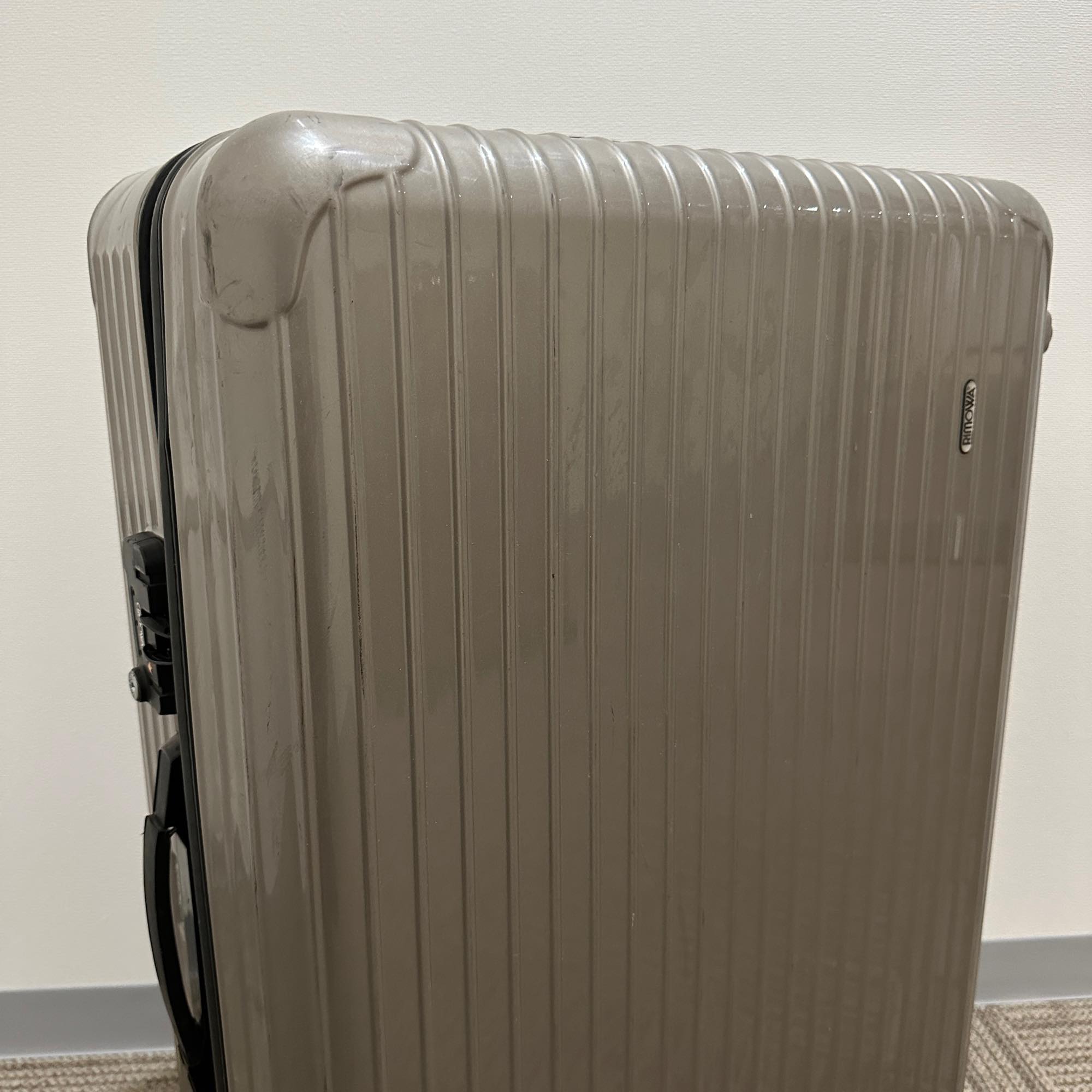 リモワ　サンバ　859.77　107リットル　中古商品　2輪