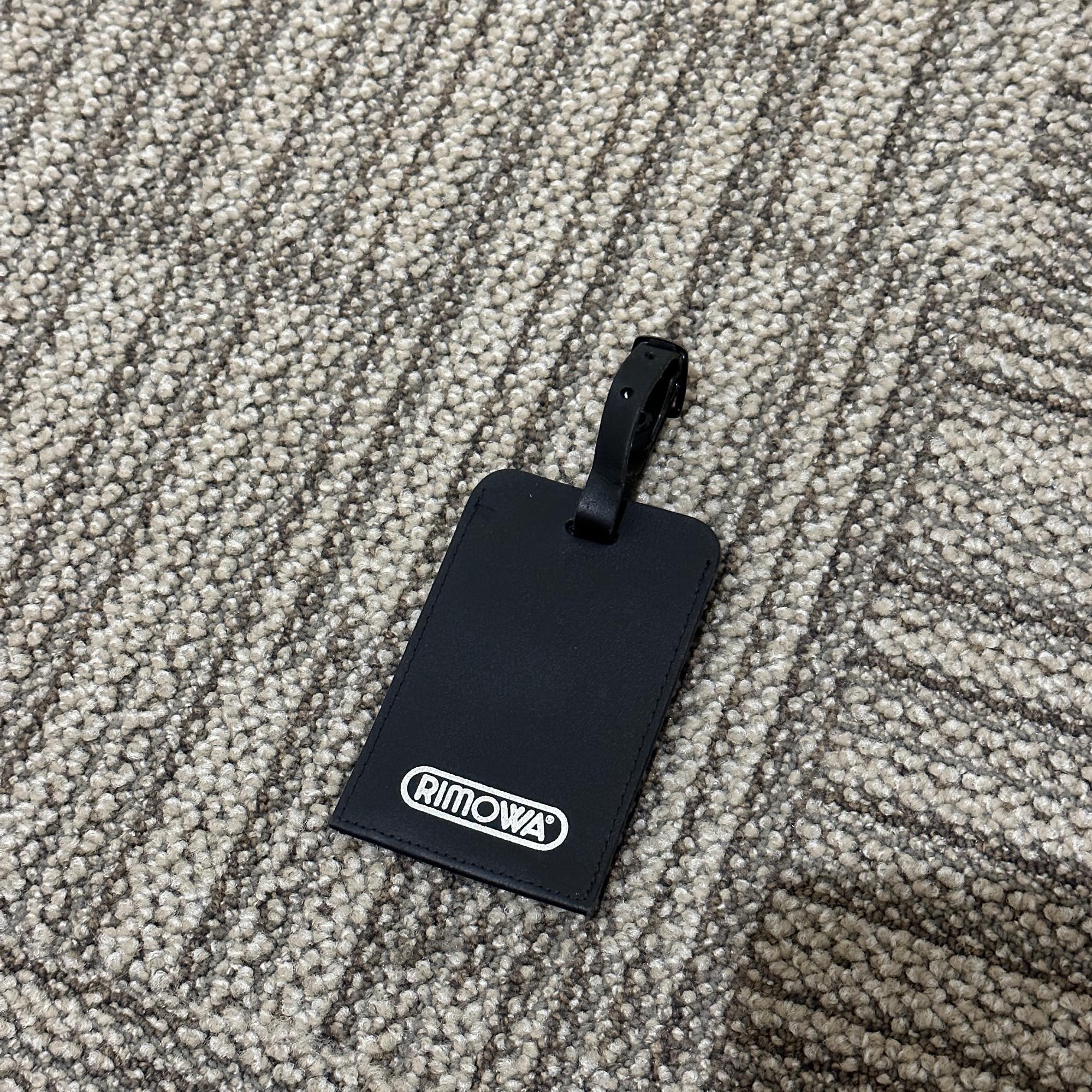 リモワ　サンバ　859.77　107リットル　中古商品　2輪