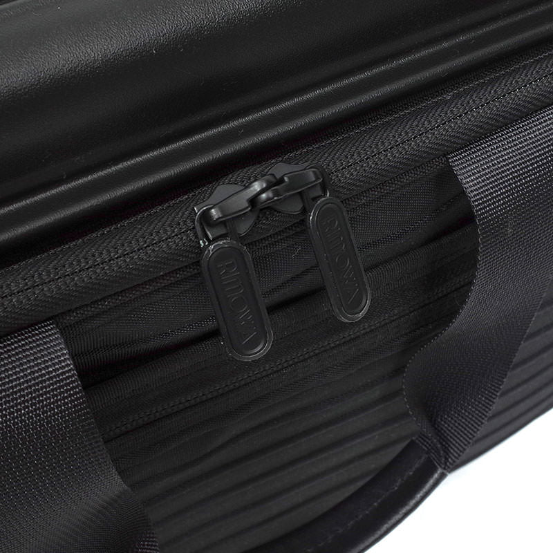 リモワ　ボレロ　865.05.32.0　中古商品　8リットル　