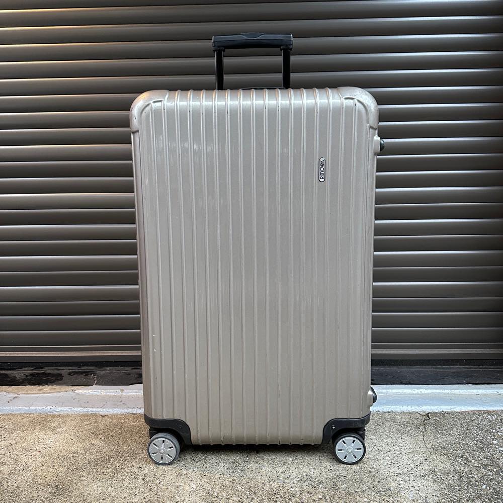 リモワ　サルサ　869.70　82リットル　中古商品　4輪