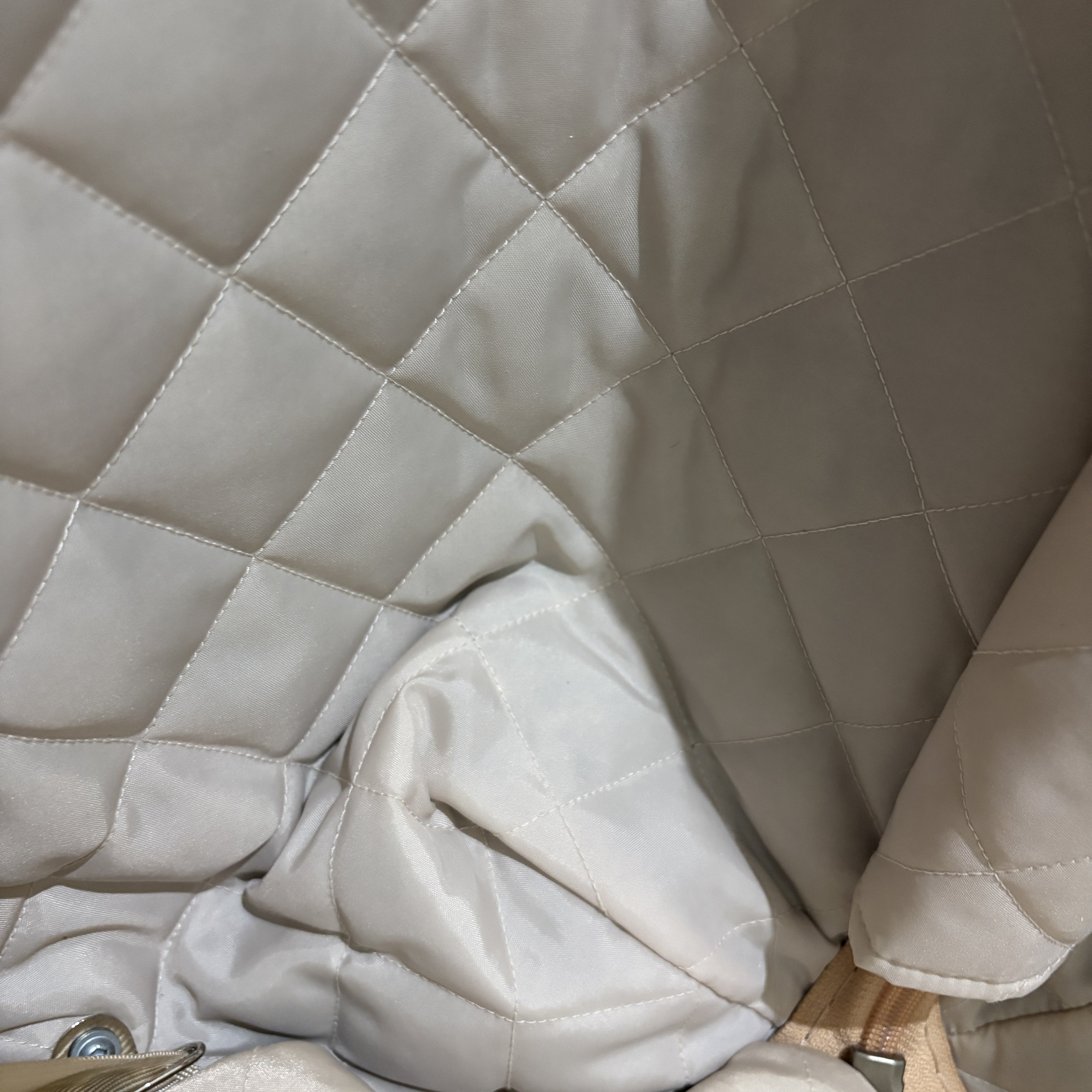 リモワ　ボサノバ　870.56.41.4　42リットル　中古美品　4輪