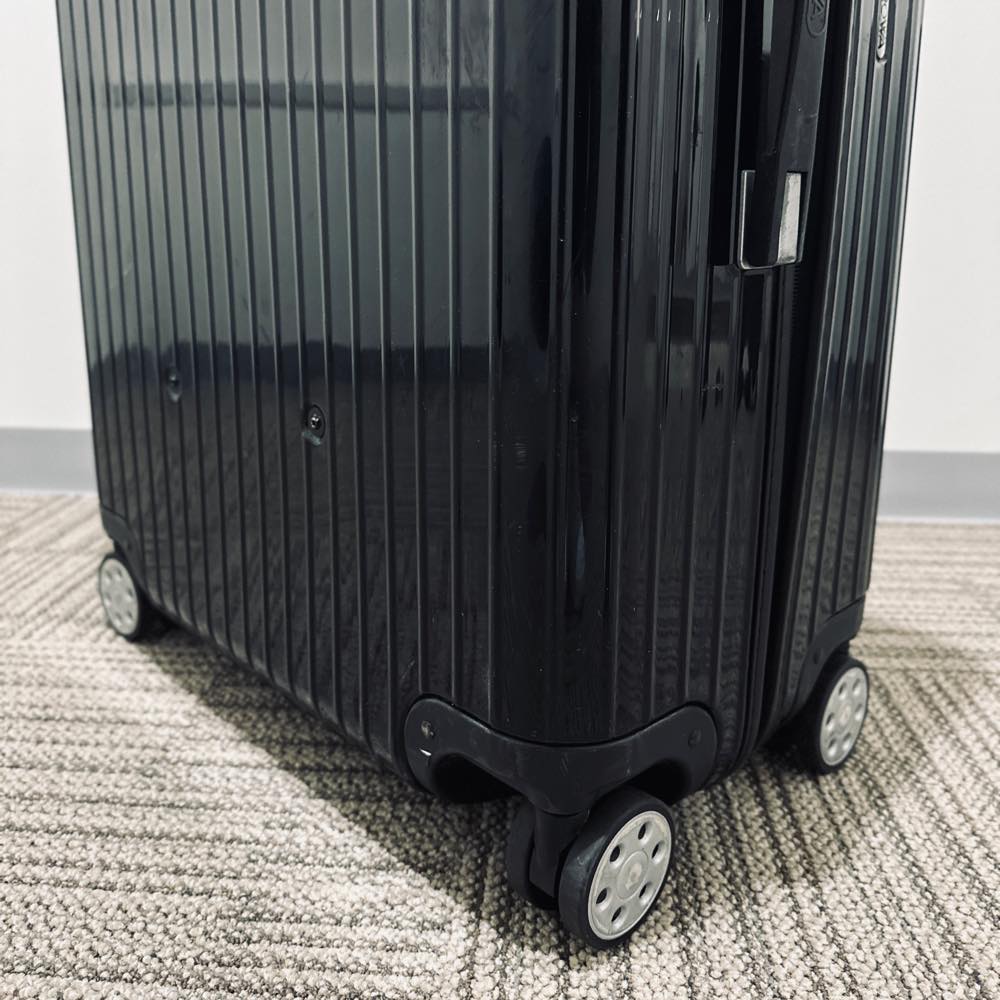 リモワ　サルサデラックス　870.73　中古商品　98リットル　4輪