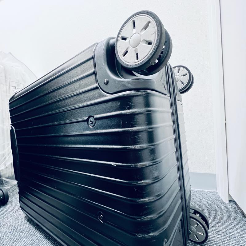 リモワ　サルサ　U871.56　48リットル　中古商品　4輪