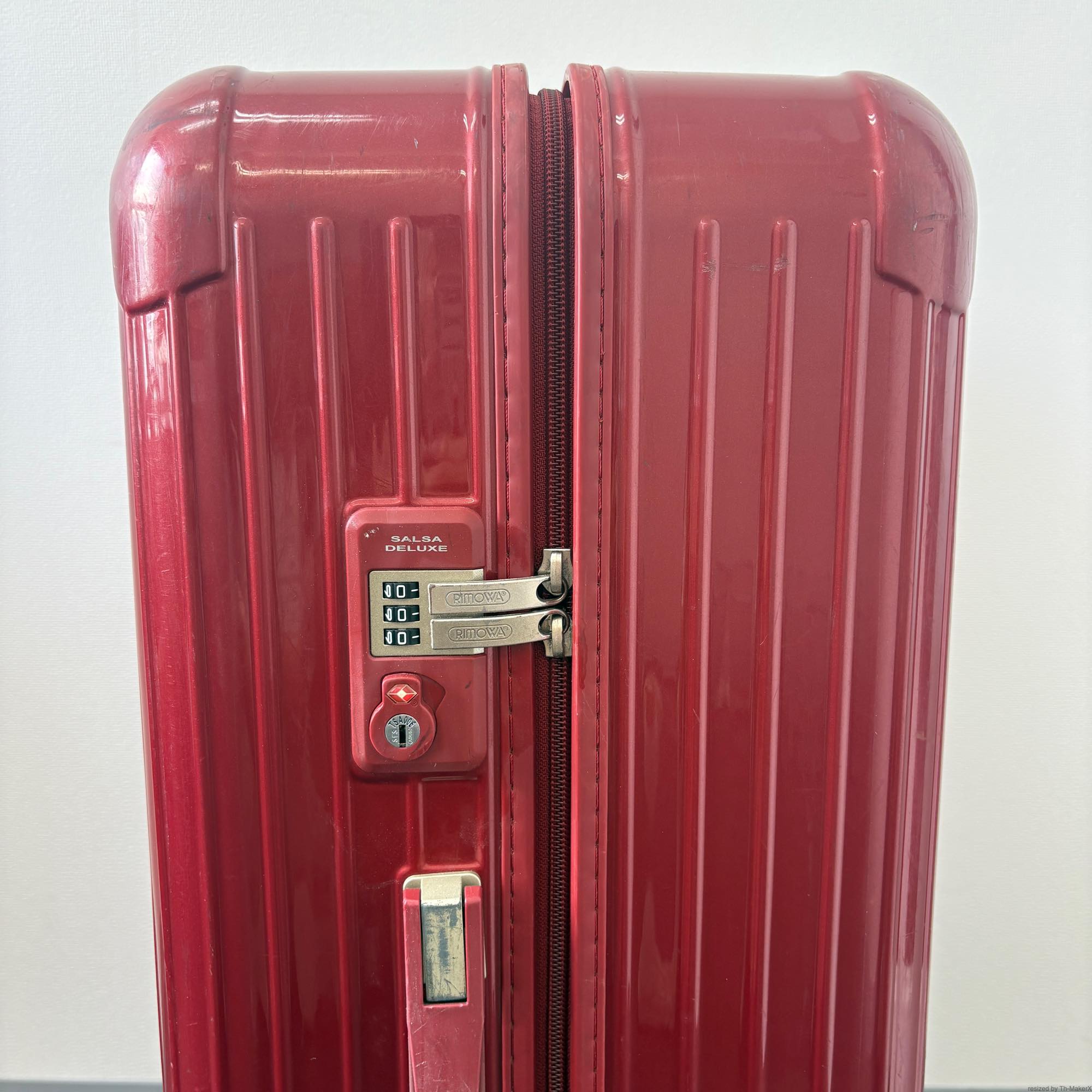 リモワ　サルサデラックス(エッセンシャル)　873.70 　中古商品　86リットル　4輪
