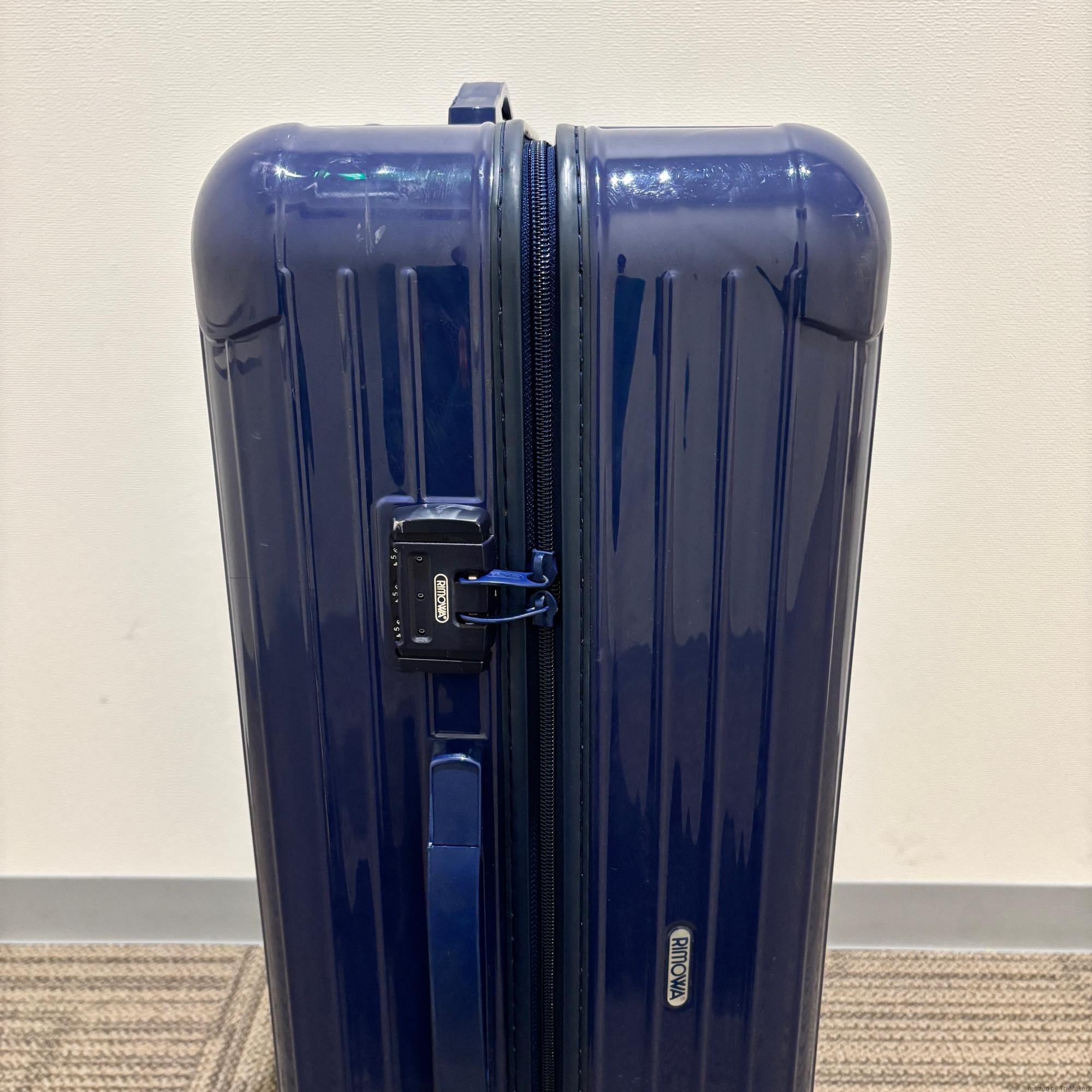 リモワ　サルサ(エッセンシャル)　U877.70　中古美品　82リットル　4輪