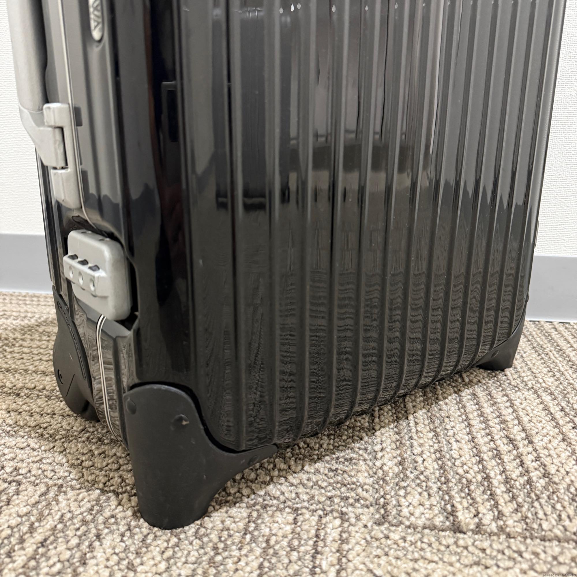 リモワ　リンボ　880.52.50.2　中古美品　32リットル　2輪