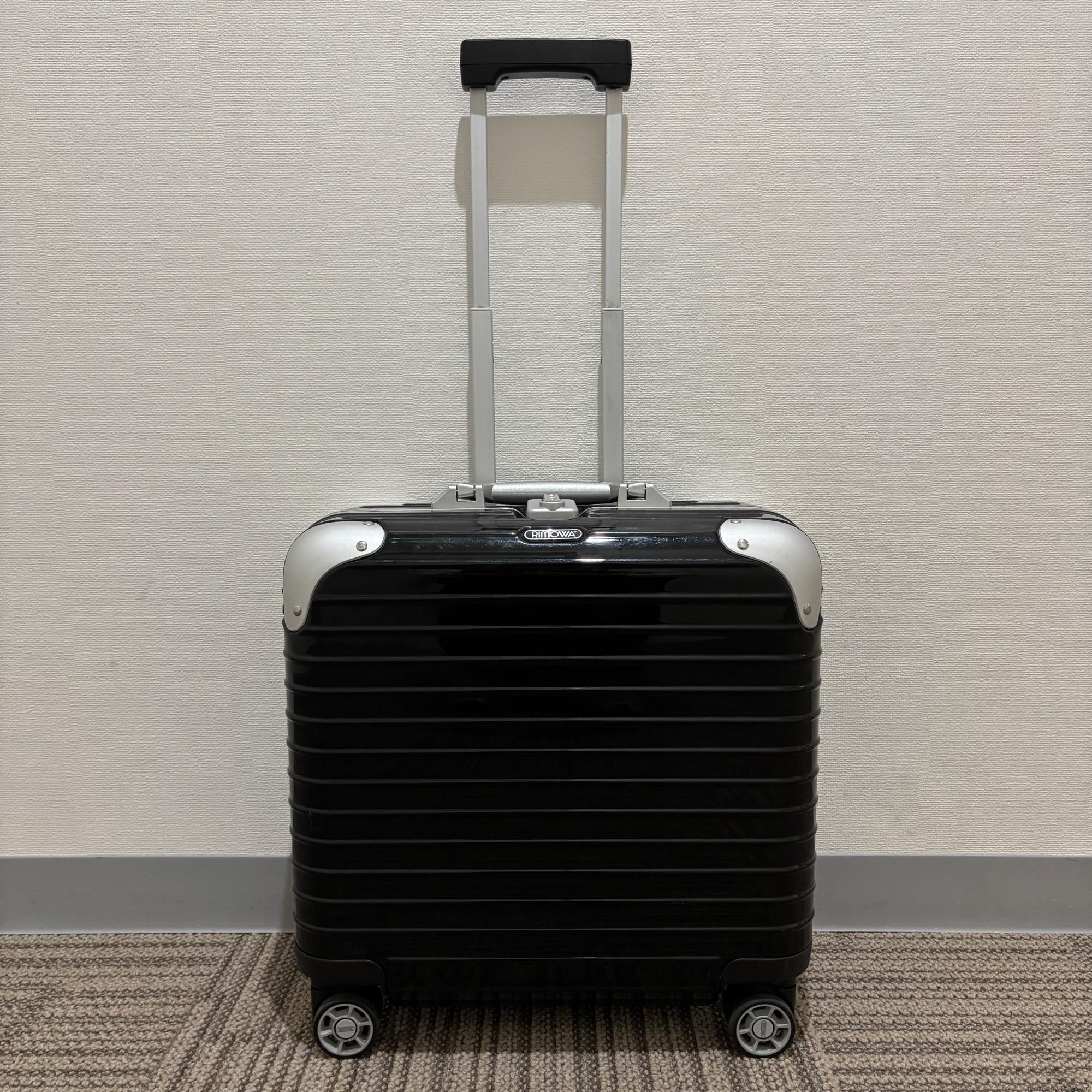 リモワ　リンボ　881.40.21.2　24リットル　中古美品　2輪