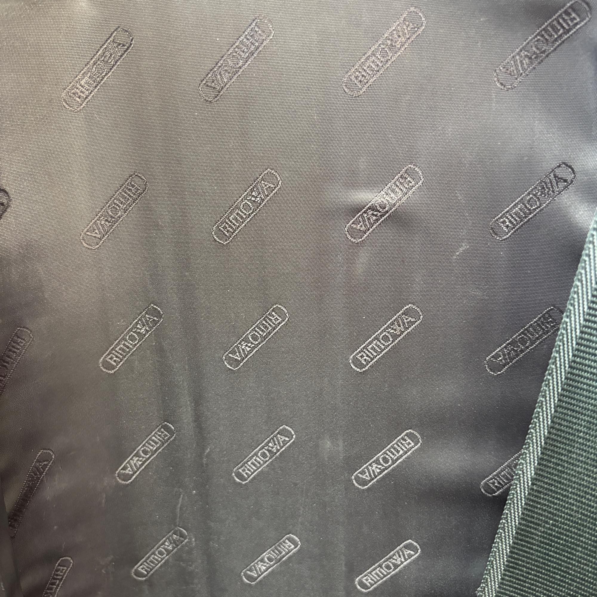 リモワ　リンボ(ハイブリッド)　881.52　32リットル　中古商品　2輪