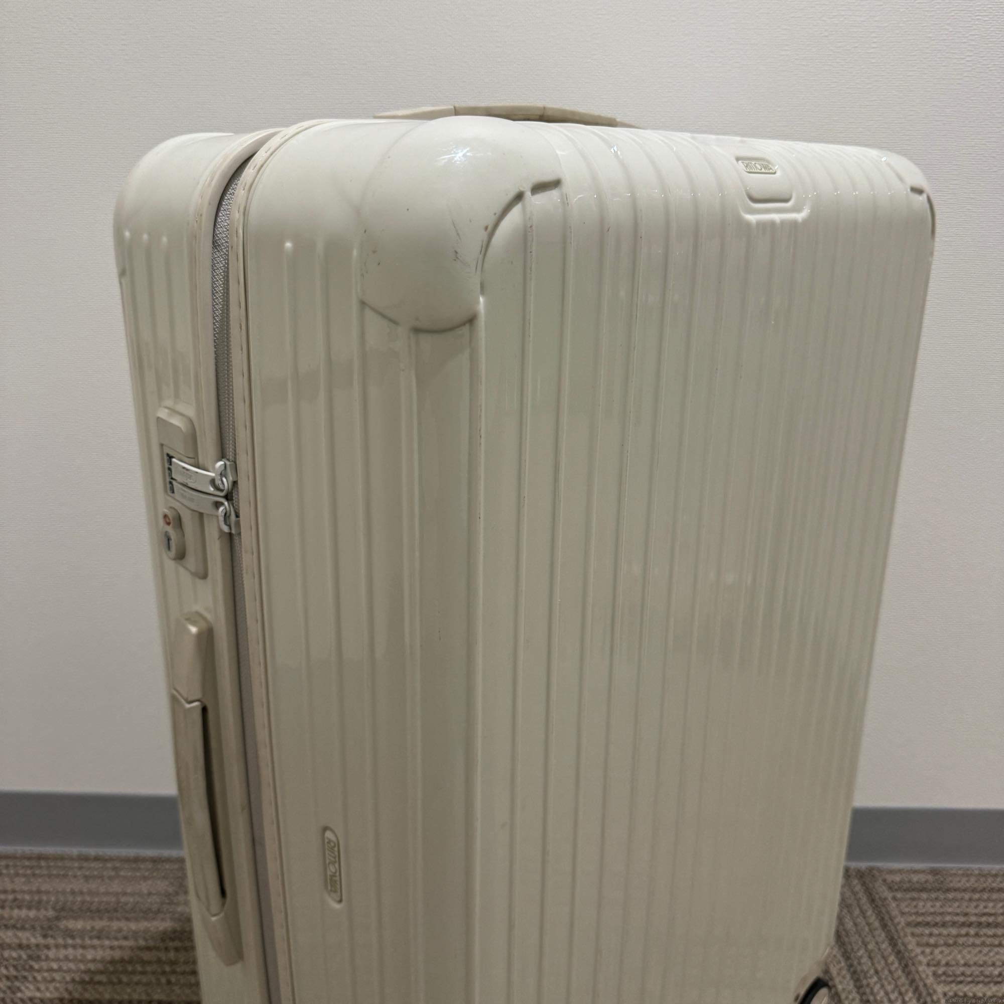 リモワ　ユナイテッドアローズ限定　サルサ　895.44.01.2　中古美品　78リットル　4輪