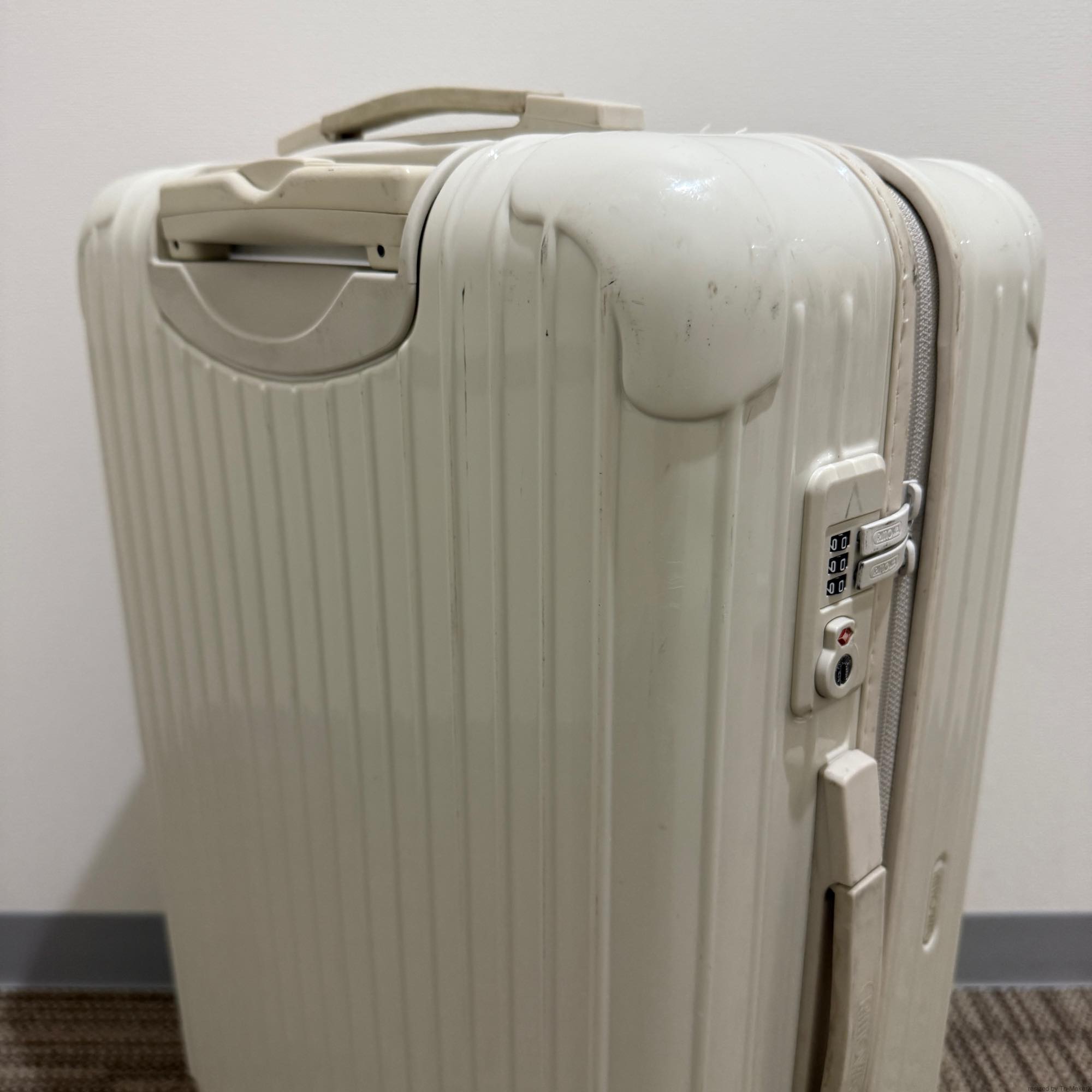 リモワ　ユナイテッドアローズ限定　サルサ　895.45　中古美品　64リットル　4輪