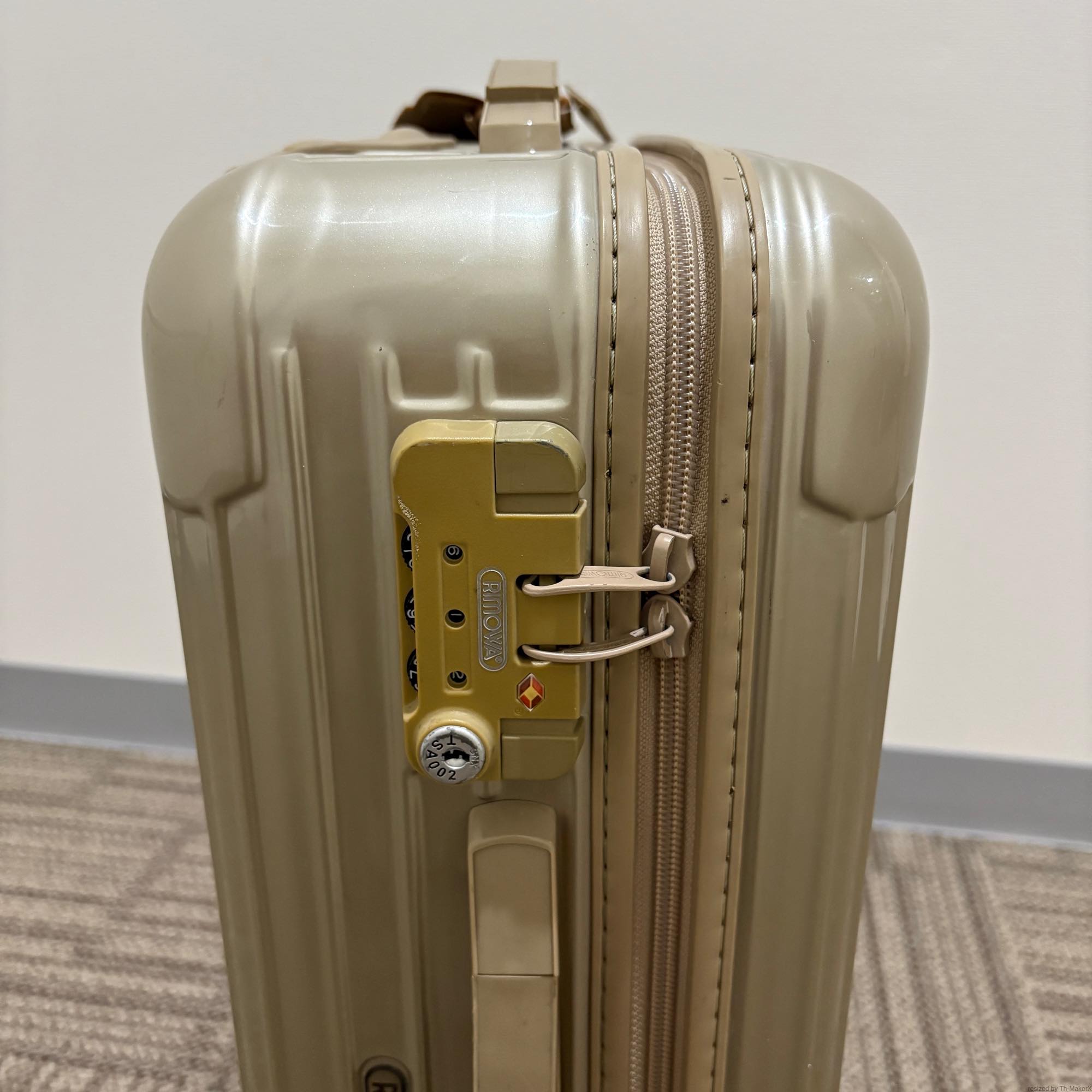 リモワ　ユナイテッドアローズ別注　サルサ　896.55　中古美品　32リットル　2輪