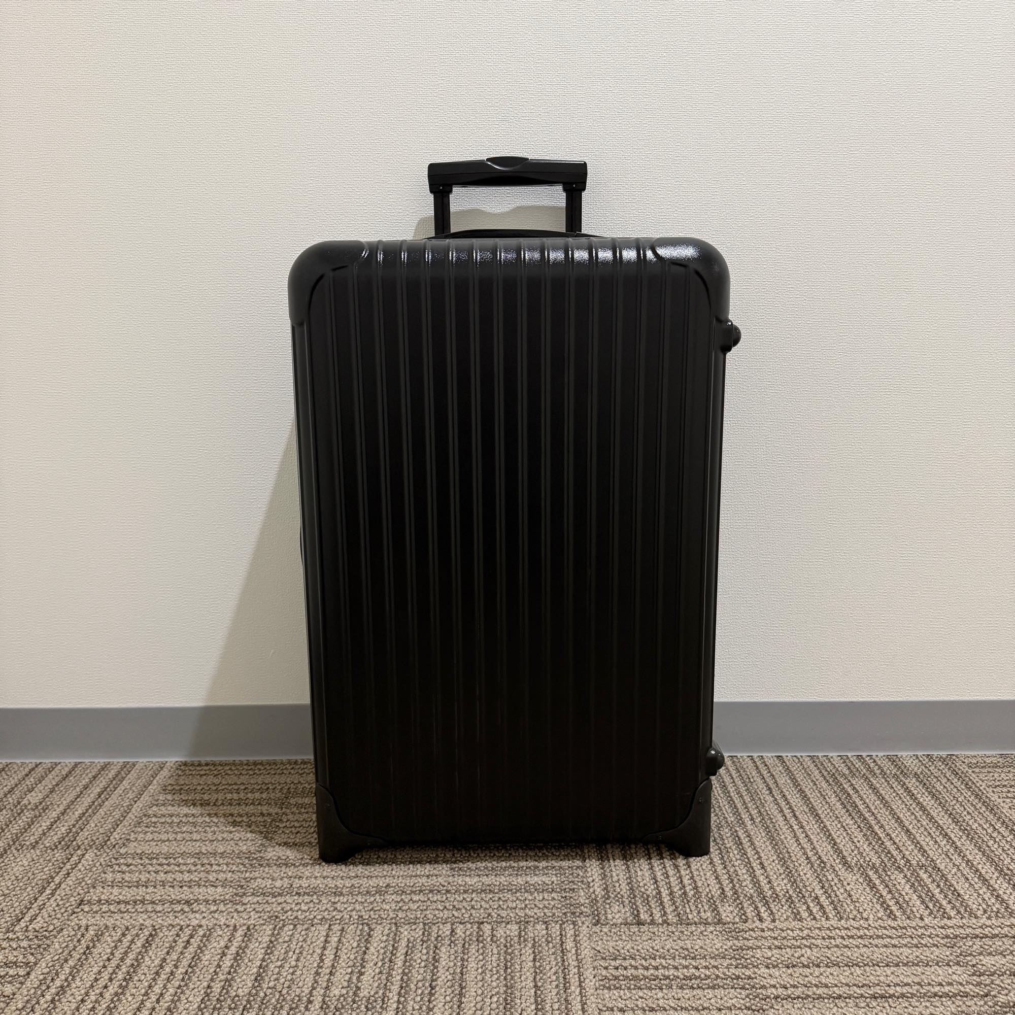 リモワ　サルサ　851.63-9 　中古商品　63リットル　2輪