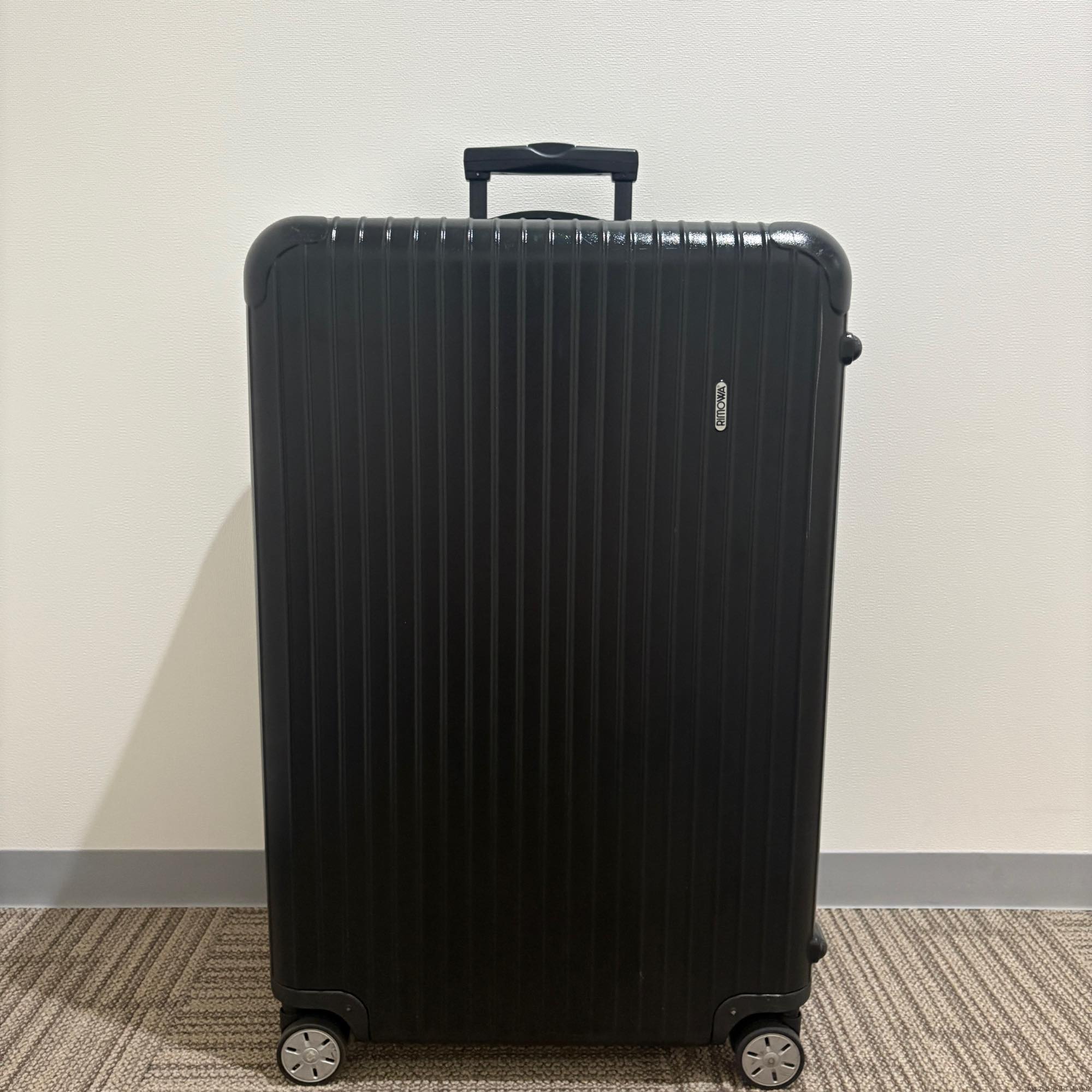 リモワ　サルサ(エッセンシャル)　871.77-9　107リットル　中古美品　4輪
