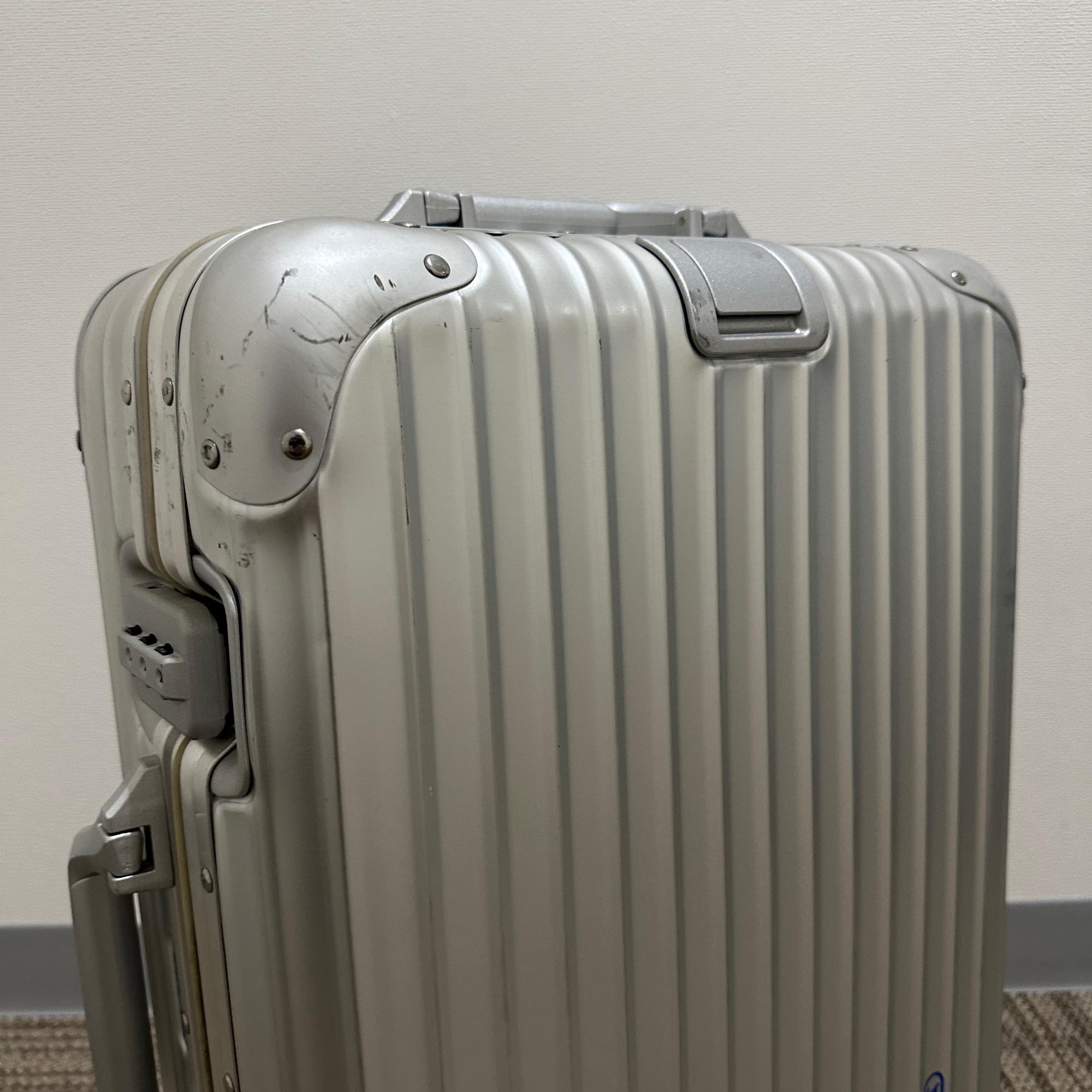 リモワ　トパーズ　929.52-9　中古商品　32リットル　2輪