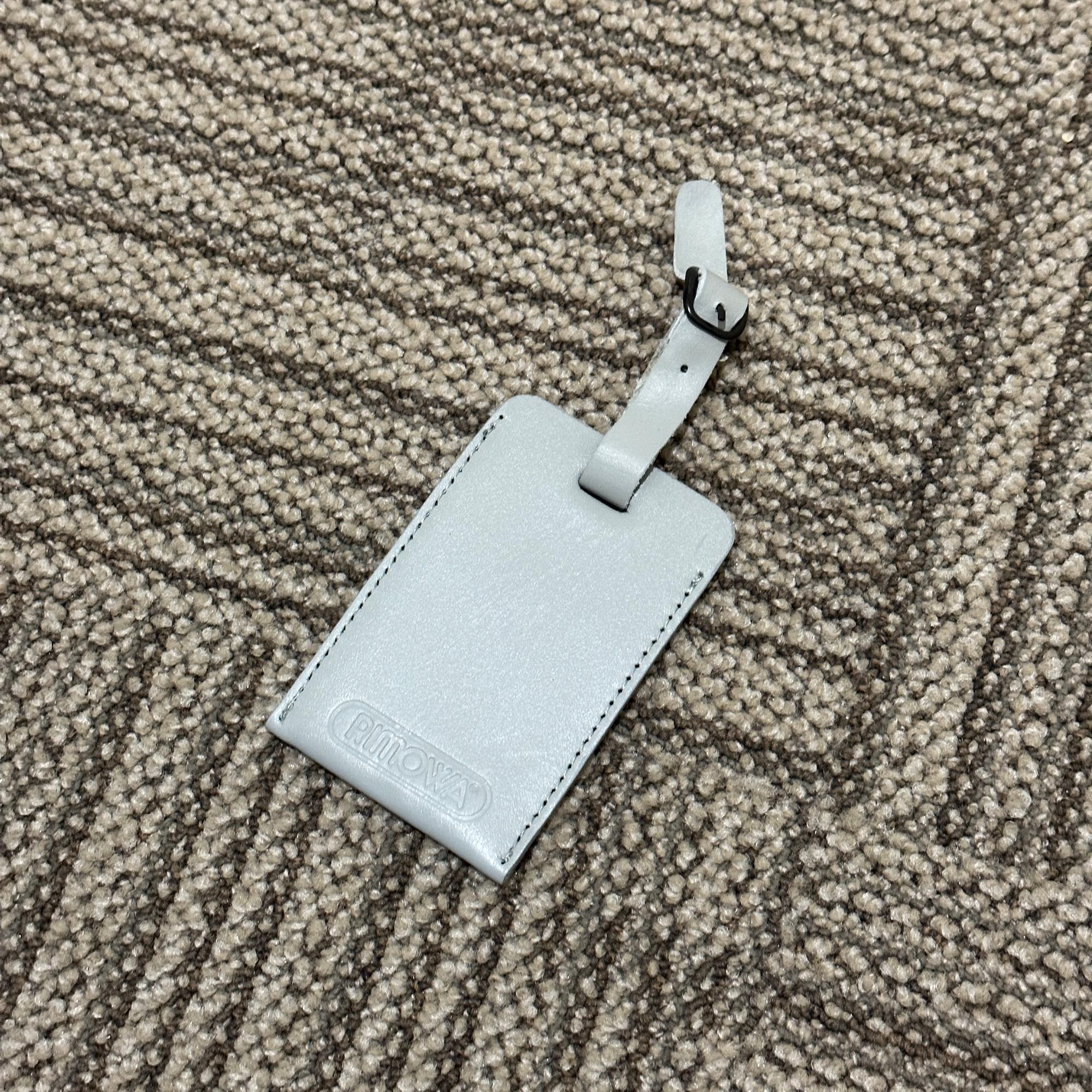 リモワ　トパーズ　929.52-9　中古商品　32リットル　2輪