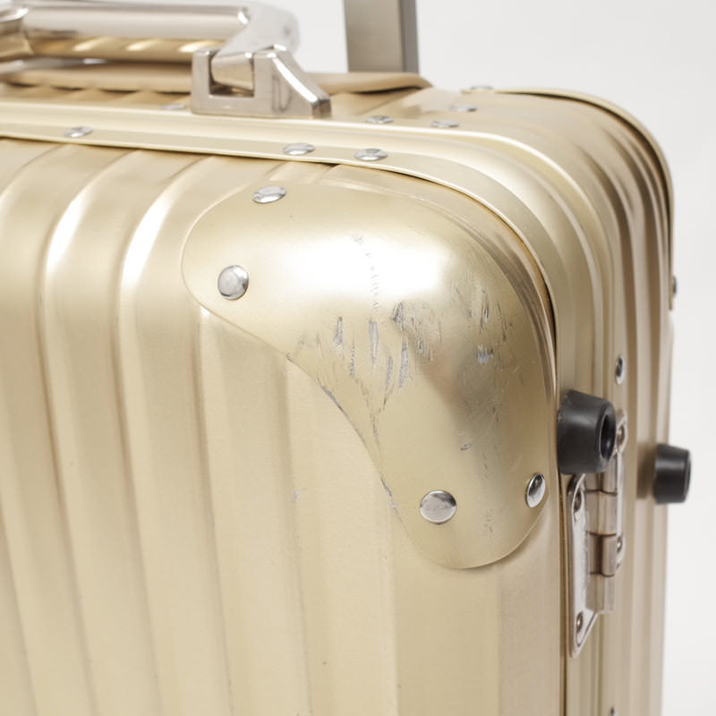 リモワ　トパーズゴールド　中古品　915.52　35リットル　2輪