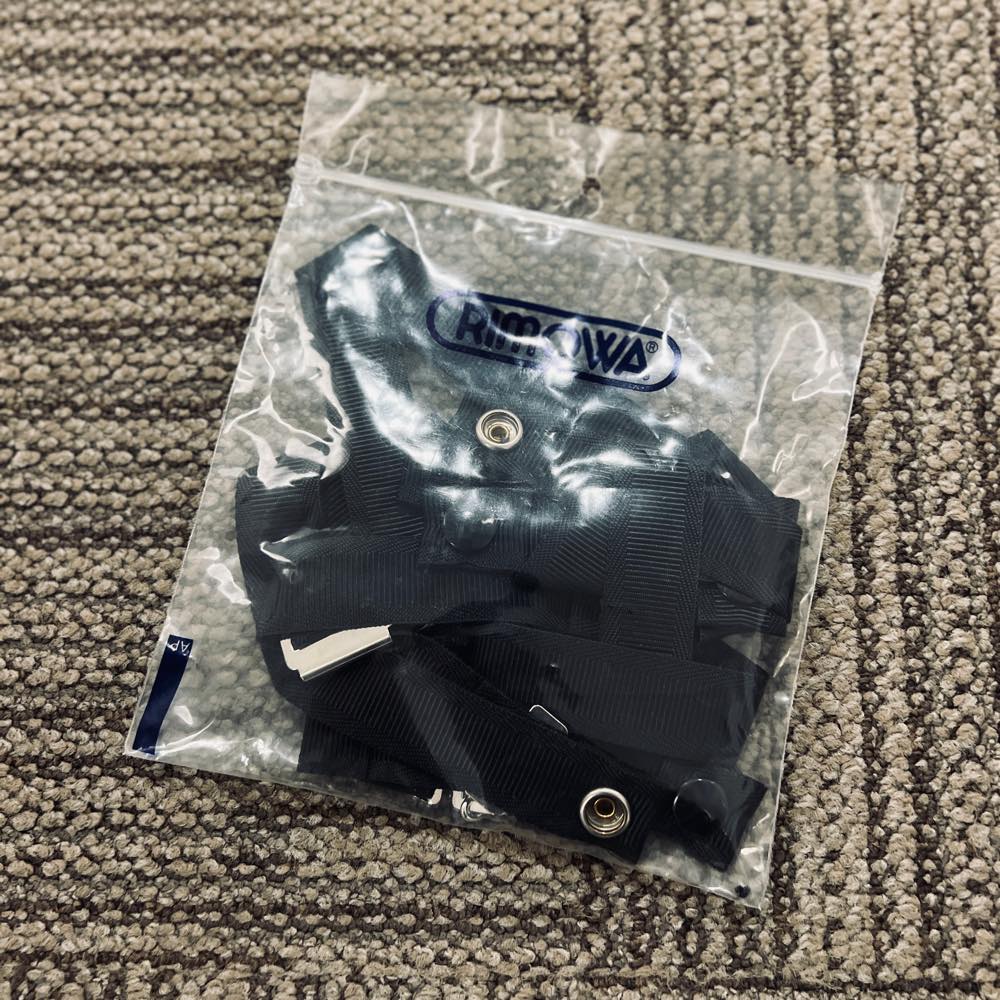 リモワ　トパーズ　920.40.00.4　中古商品　28リットル　4輪
